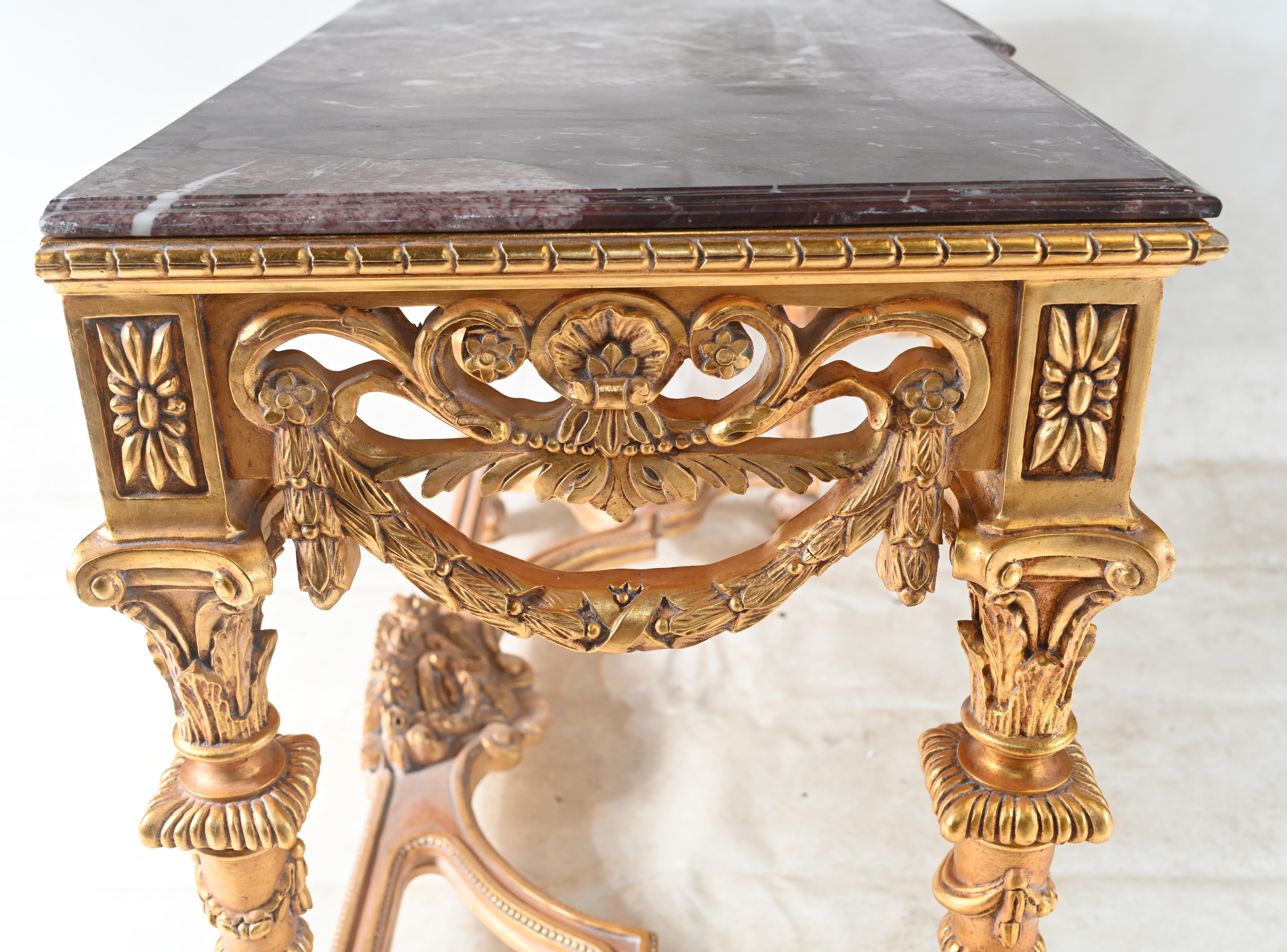 Console Louis XVI doré Dessus de marbre Revival en vente 15