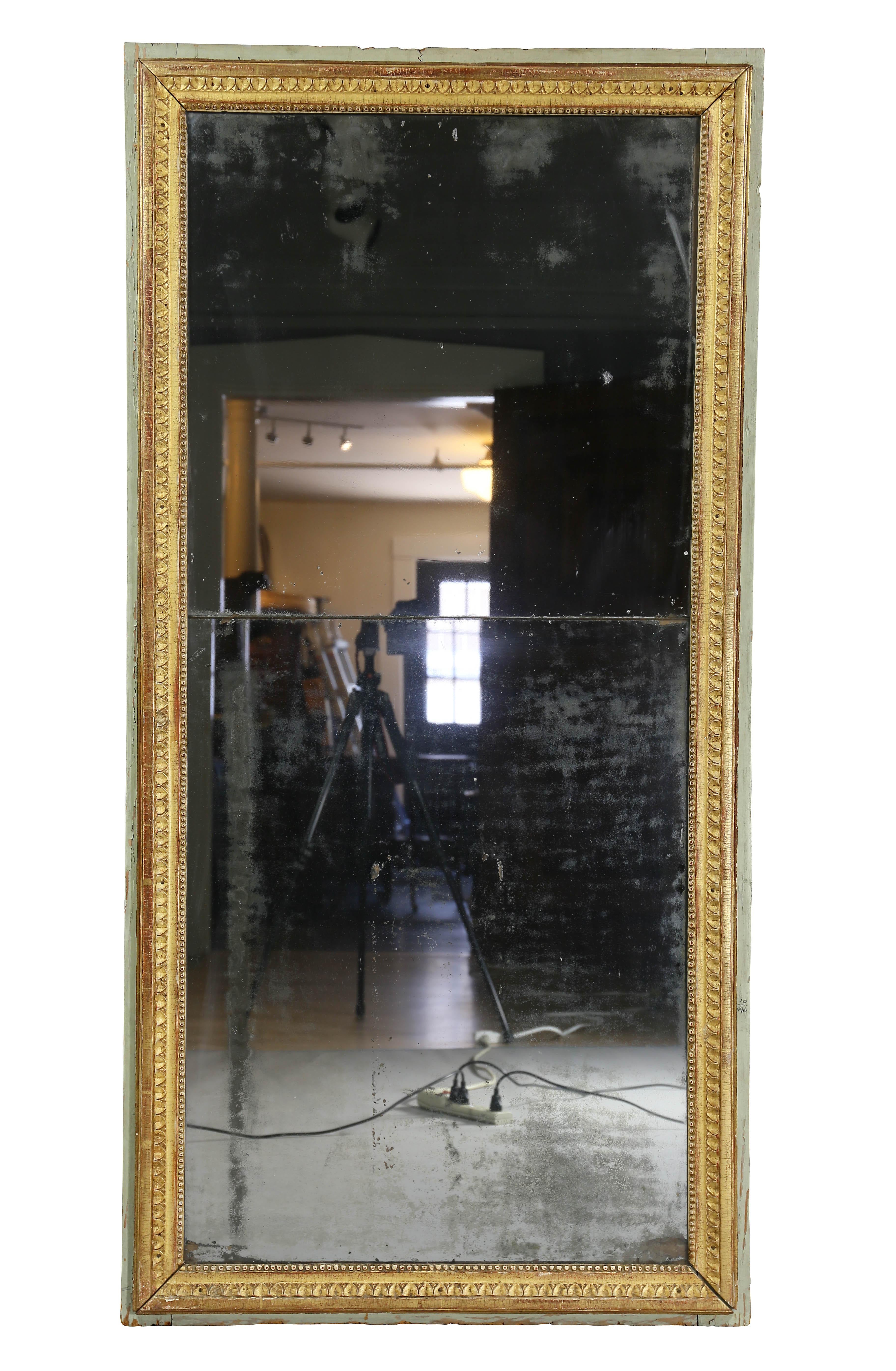 Late 18th Century Louis XVI Giltwood Mirror