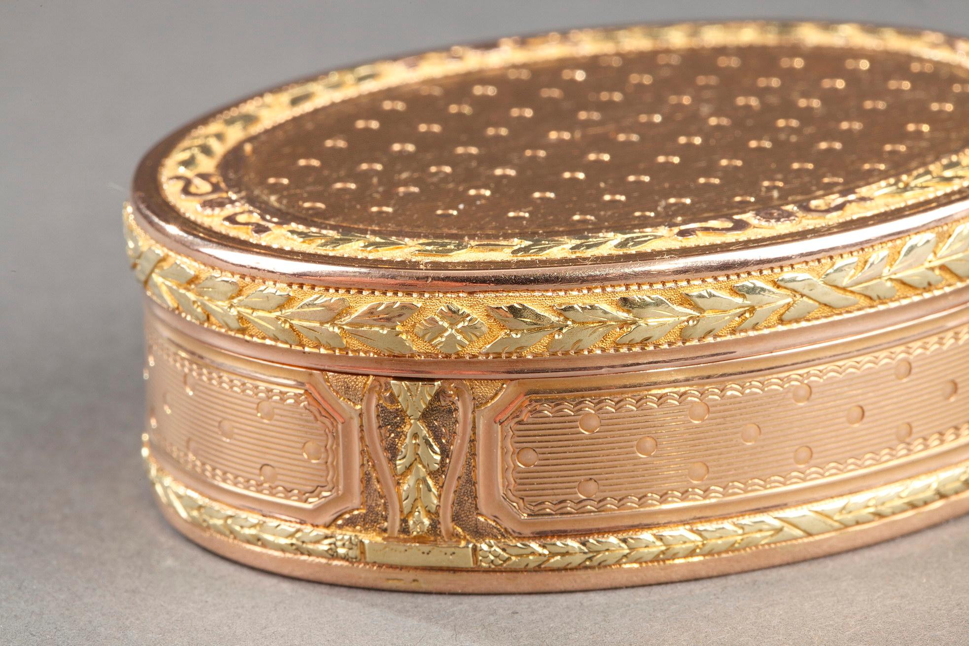 Louis-XVI-Goldkassette (Neoklassisch) im Angebot
