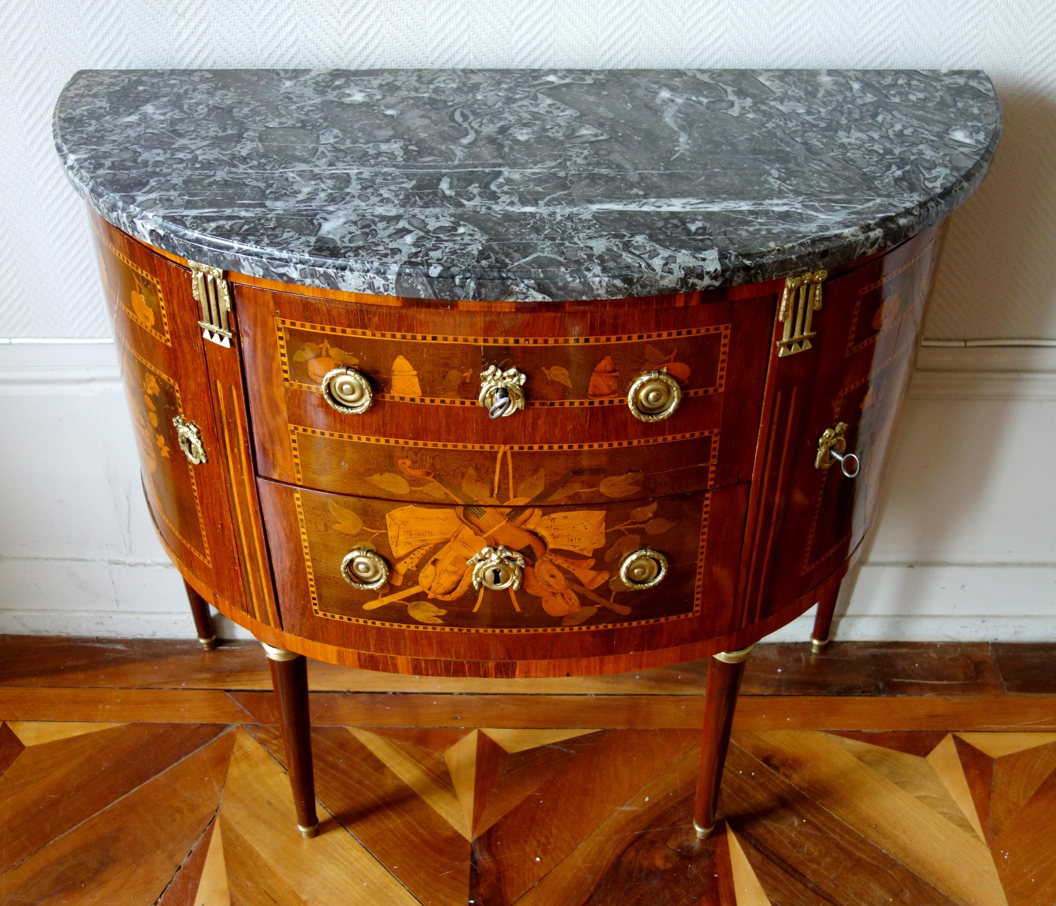 Louis XVI Half-Moon Marquetry Commode / Chest of Drawers, Stamped - 18th Century In Good Condition In GRENOBLE, FR