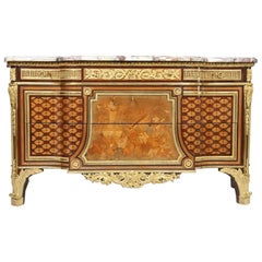 Commode intarsiata Luigi XVI attribuzione di Riesener
