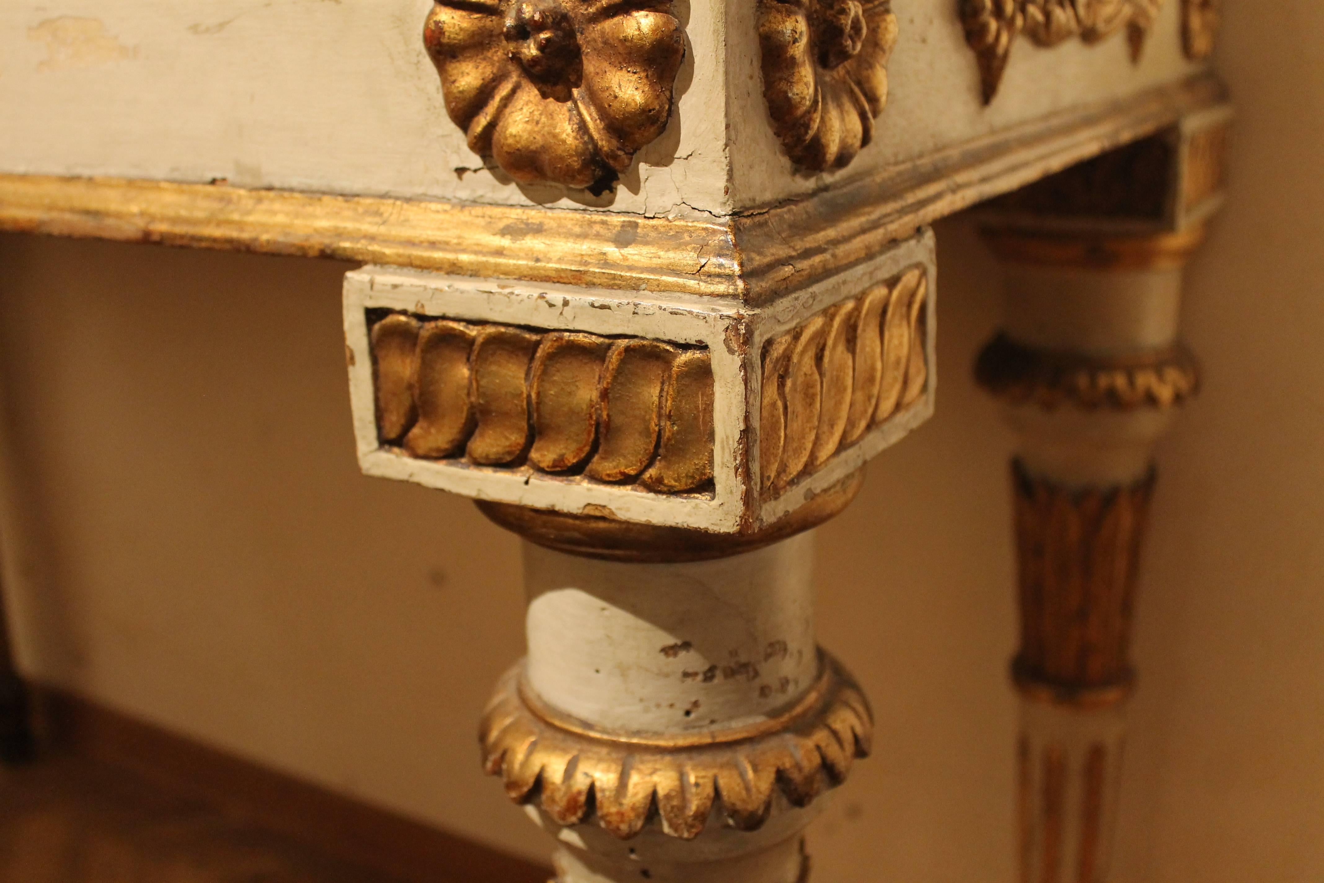 Louis XVI Italian White Lacquer and Giltwood Console Scagliola Siena Marble Top For Sale 7