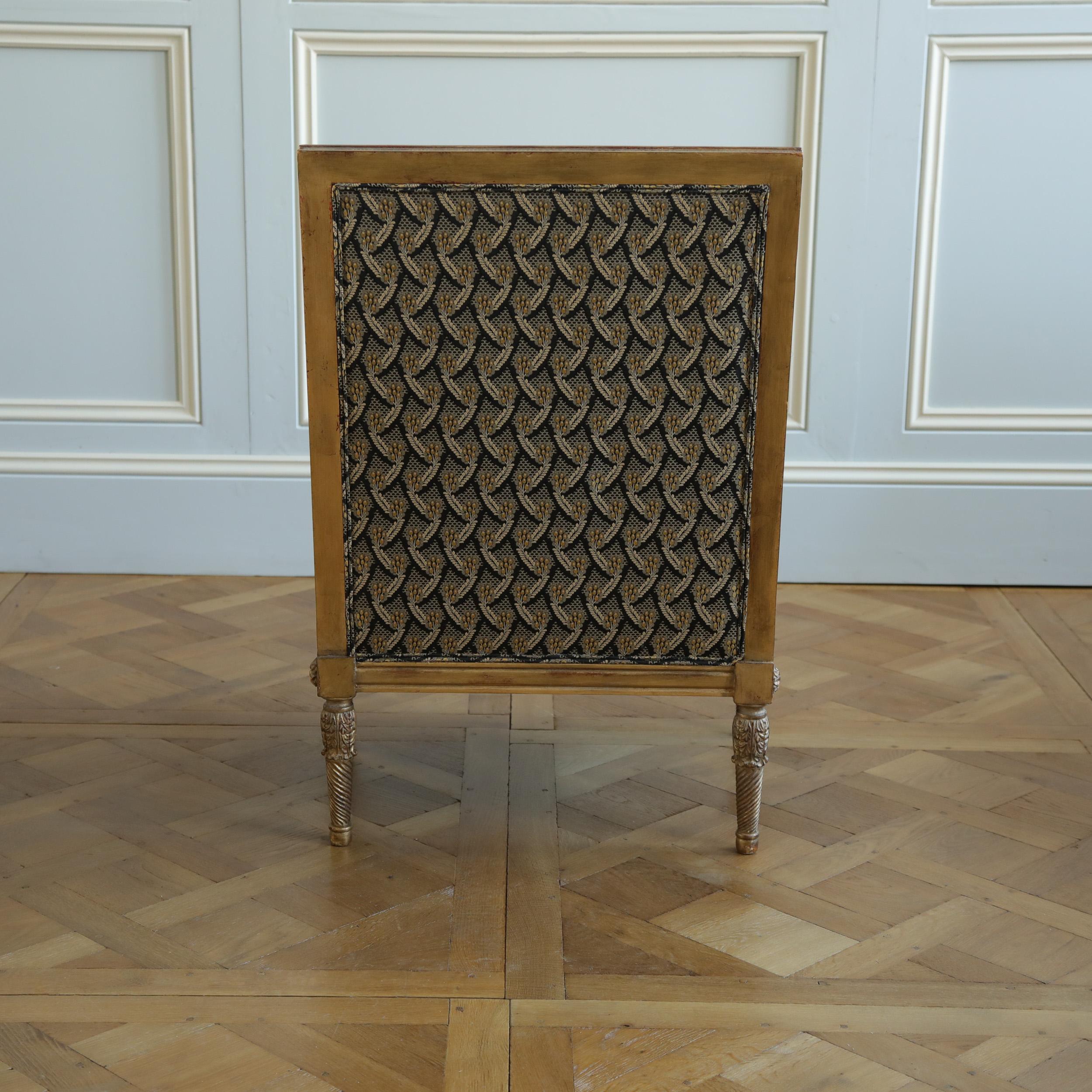 Bergere aus vergoldetem Holz im Jacob-Stil im Louis-XVI.-Stil von La Maison London im Angebot 2