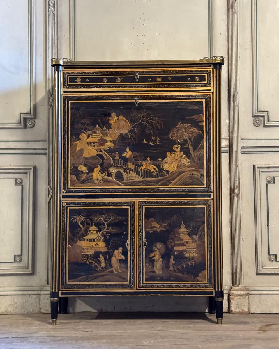 Secrétaire en laque Louis XVI, fin du XVIIIe siècle en vente 8