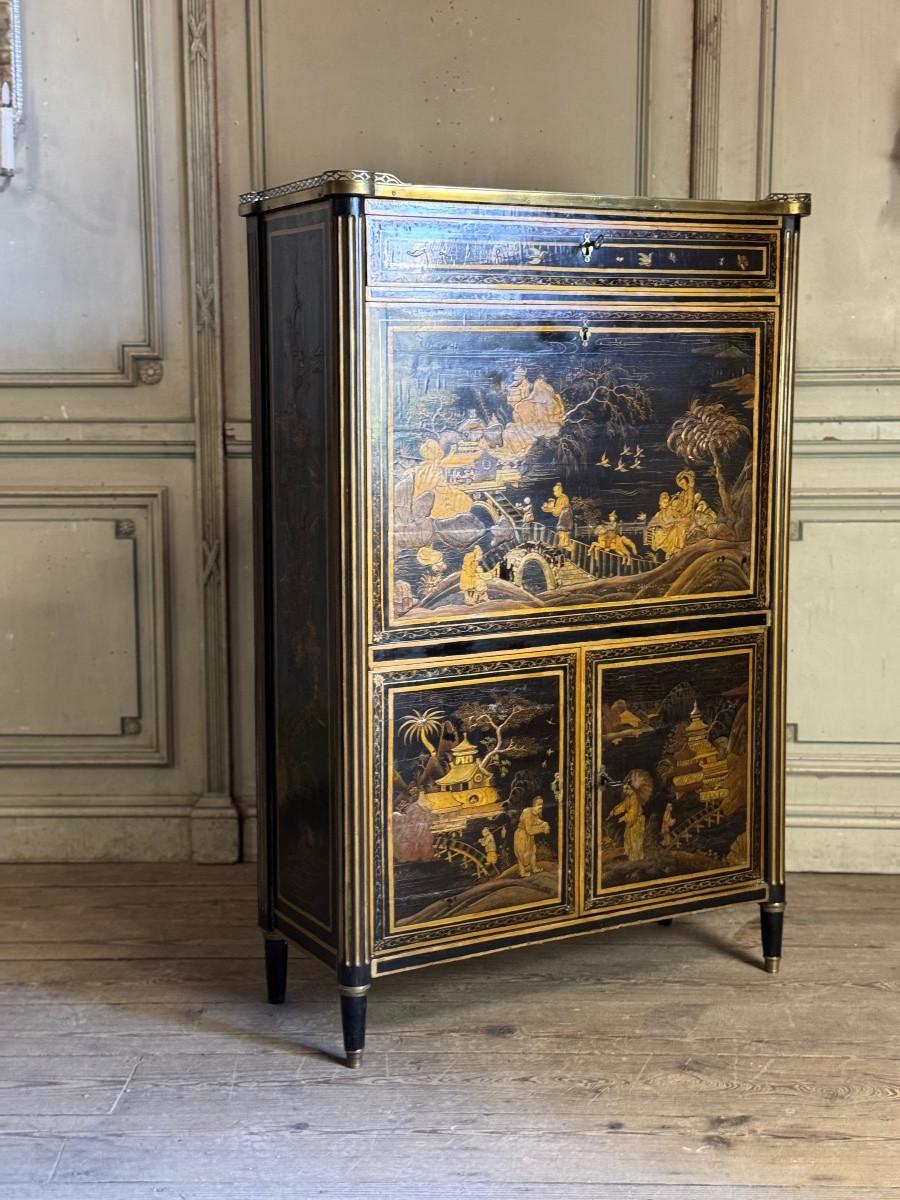 Secrétaire en laque Louis XVI, fin du XVIIIe siècle en vente 3