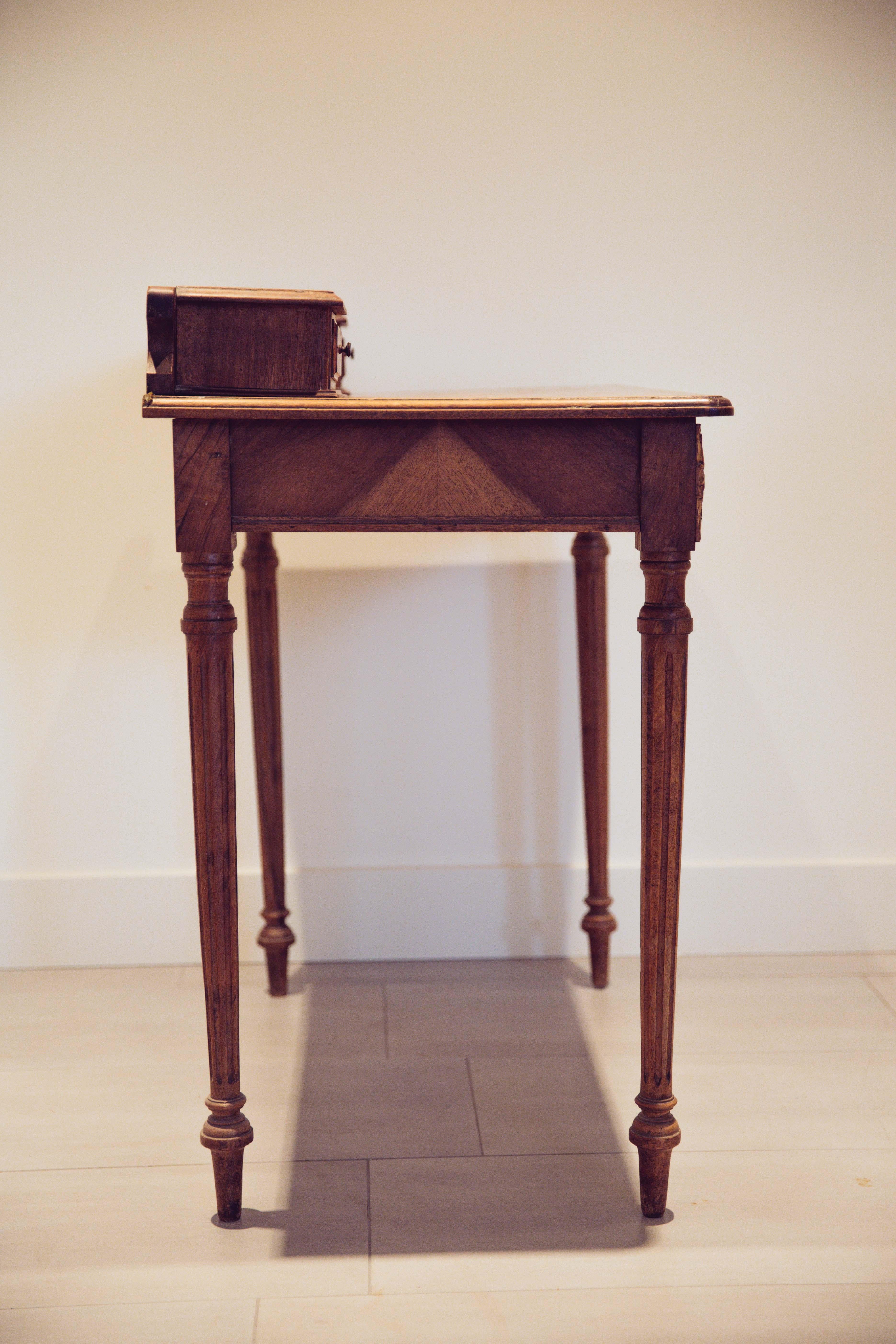 Louis XVI Ladies Writing Table Desk Bureau Book Match Walnut Wood For Sale 5