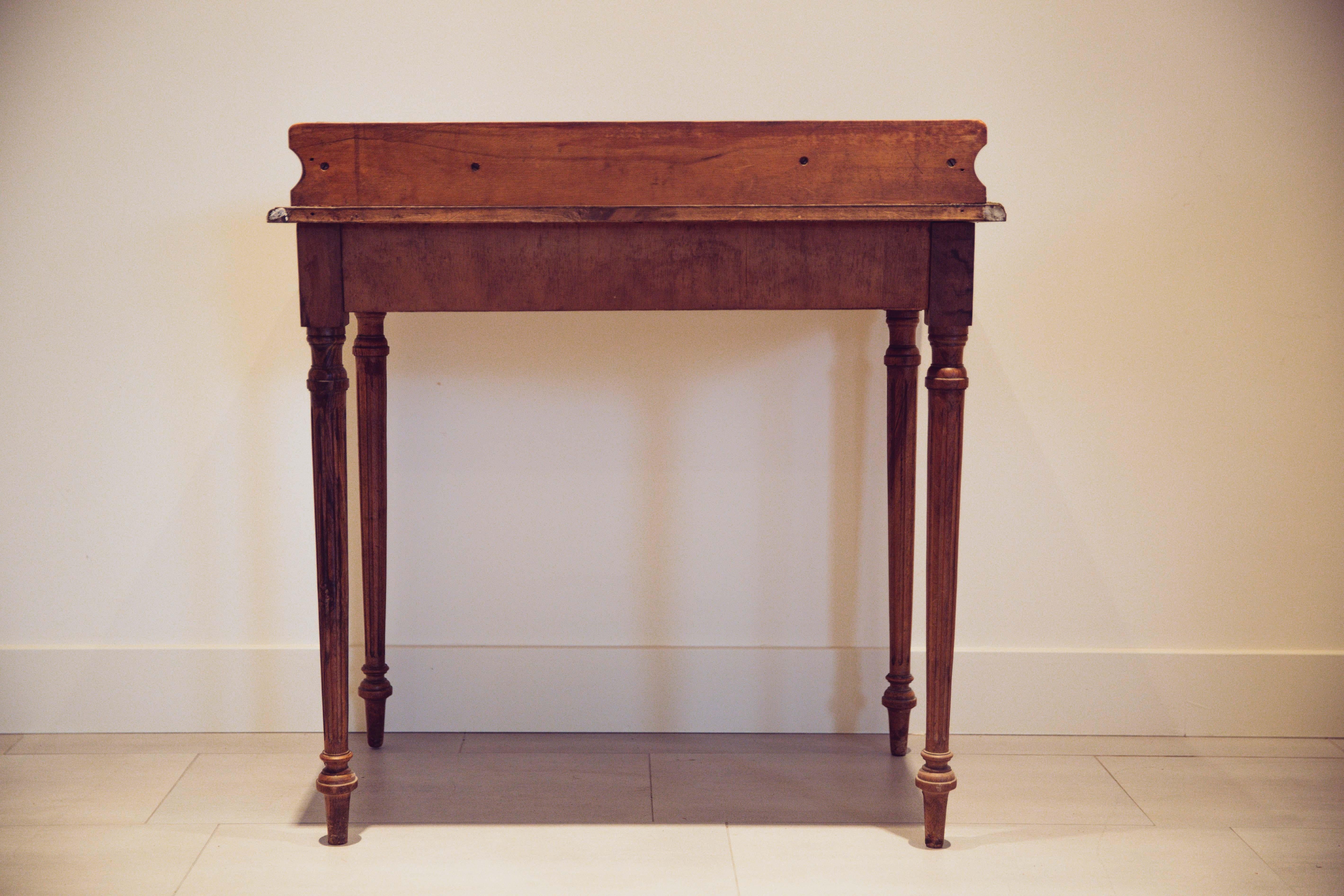 Louis XVI Ladies Writing Table Desk Bureau Book Match Walnut Wood For Sale 6