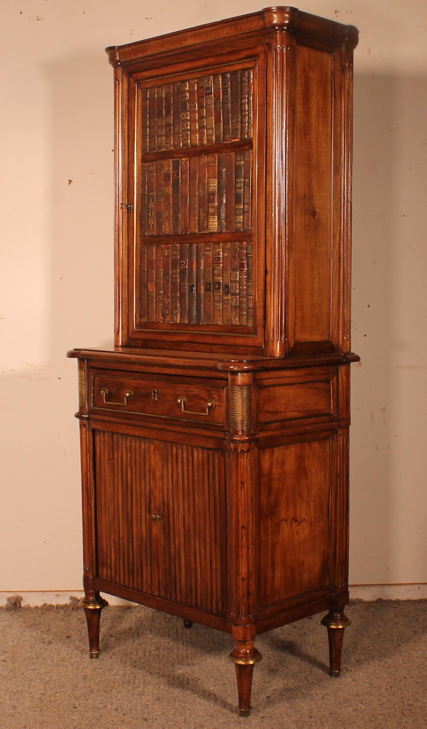 Louis XVI Library Cabinet, 18th Century For Sale 3