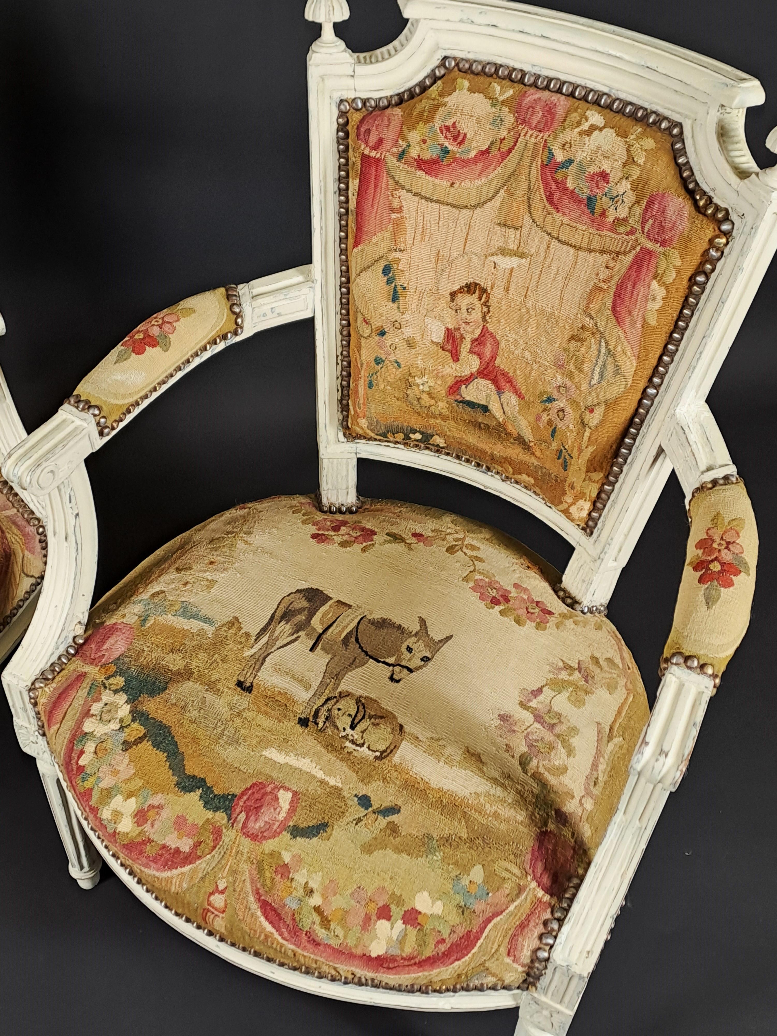 Louis XVI-Wohnzimmer-Set aus lackiertem Holz und Aubusson-Wandteppich (Handgeschnitzt) im Angebot