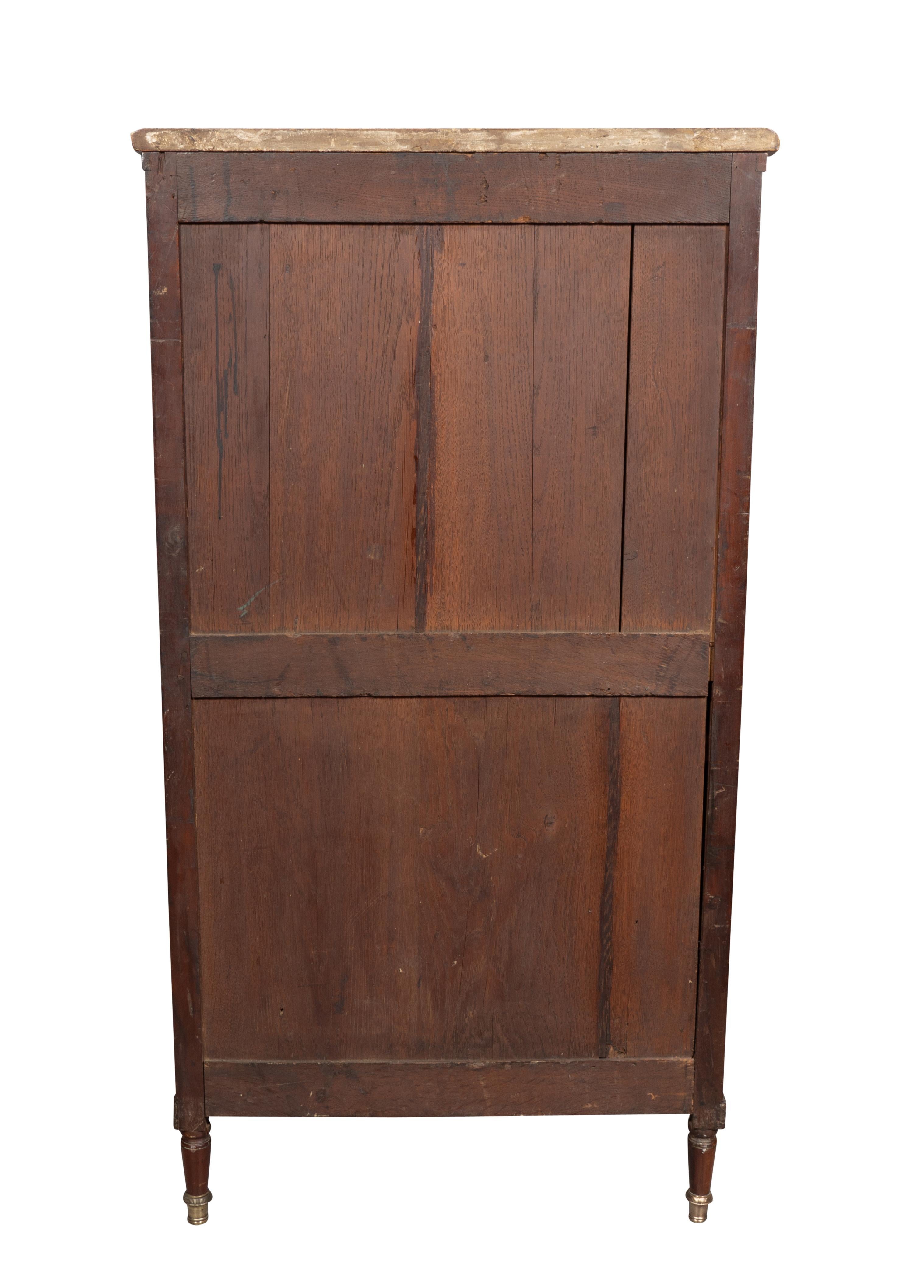 Francese Chiffoniere in mogano Louis XVI di J.F Leleu in vendita