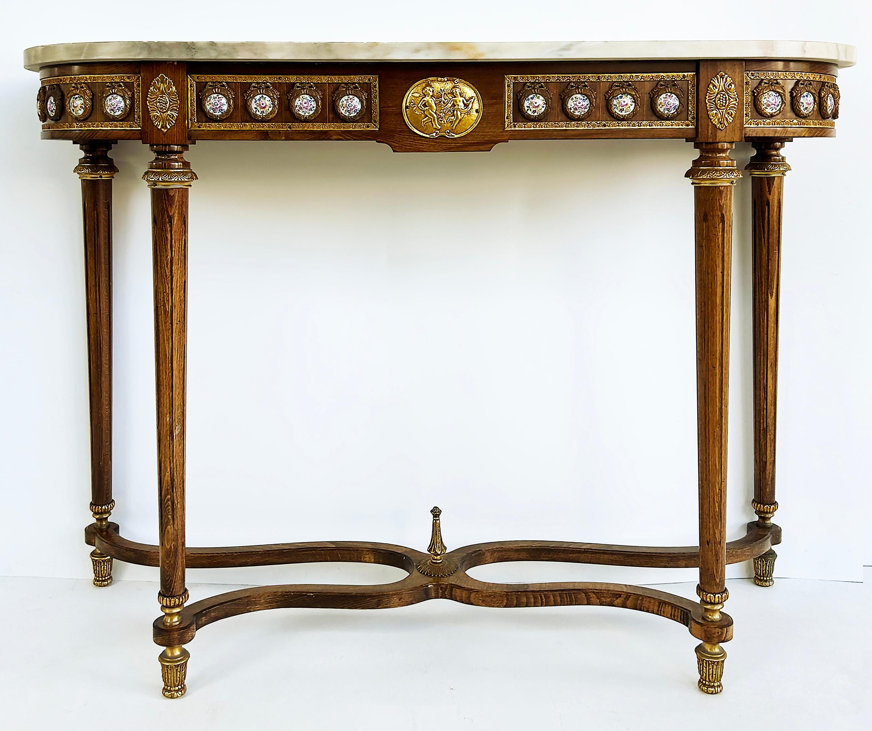 Espagnol Louis XVI Marble Top Console Table, Gilt Bronze, Porcelain Hand-painted Plaques en vente