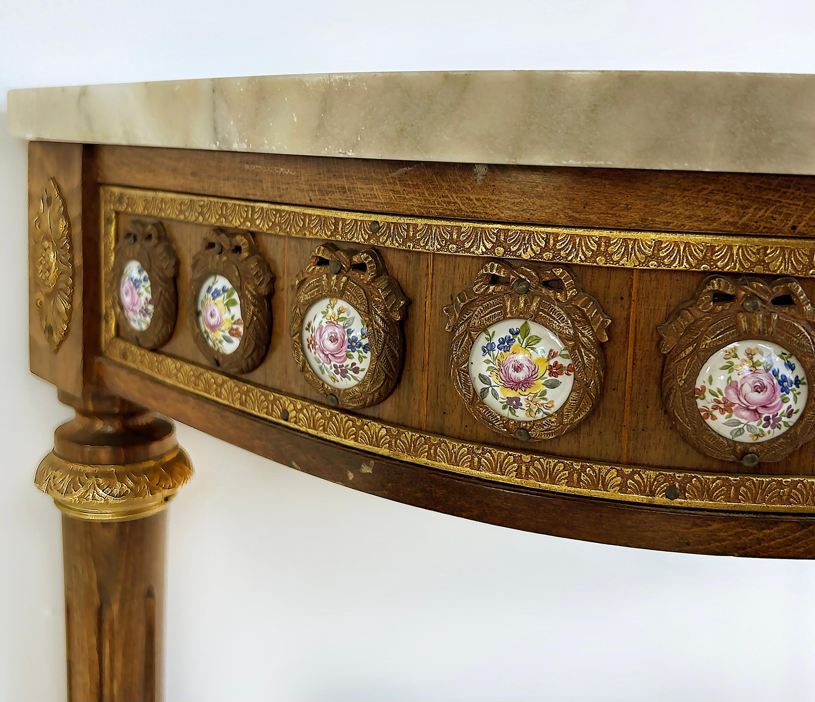 Louis XVI Marble Top Console Table, Gilt Bronze, Porcelain Hand-painted Plaques en vente 3
