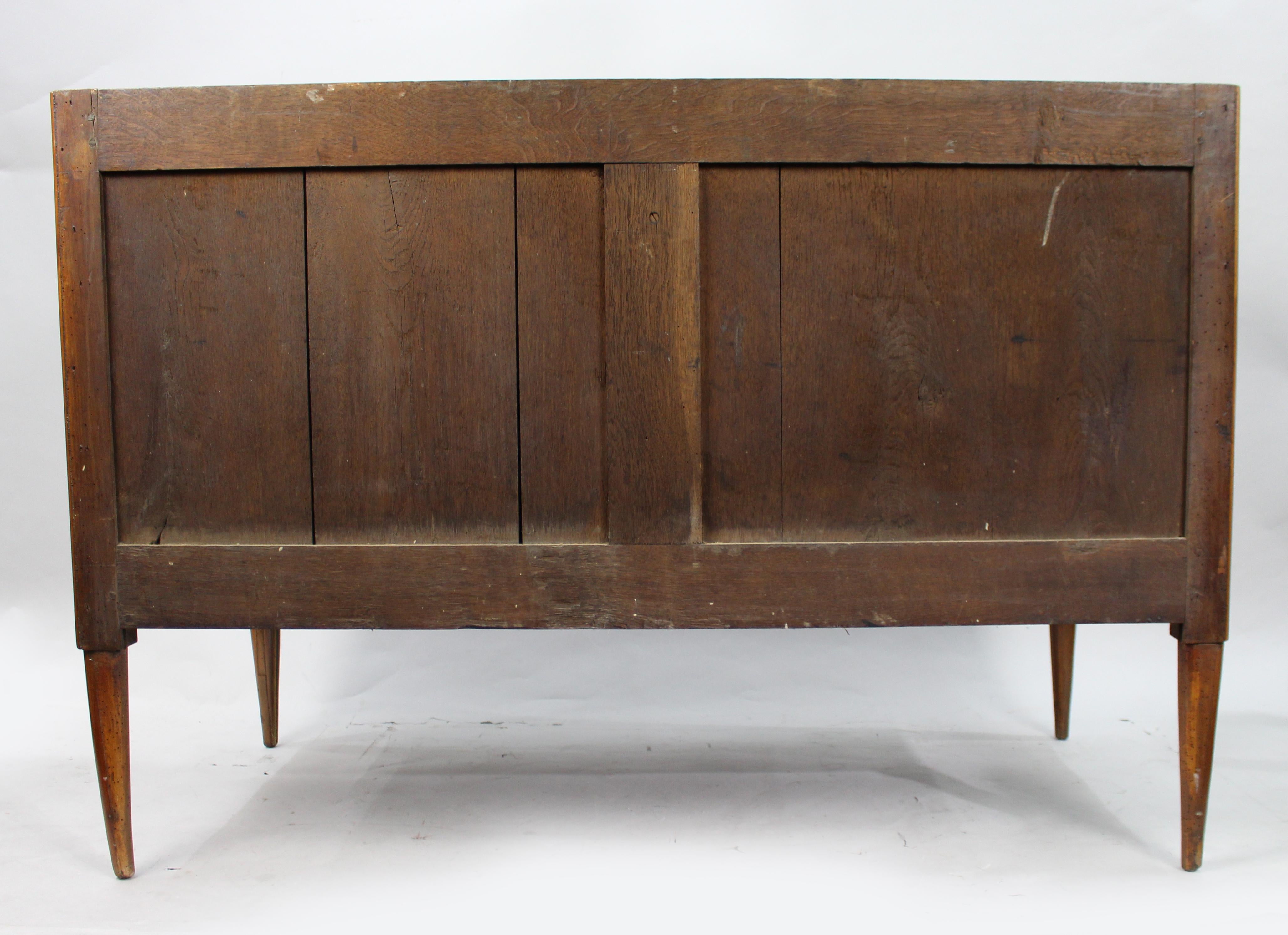 Commode Louis XVI en marbre en vente 7