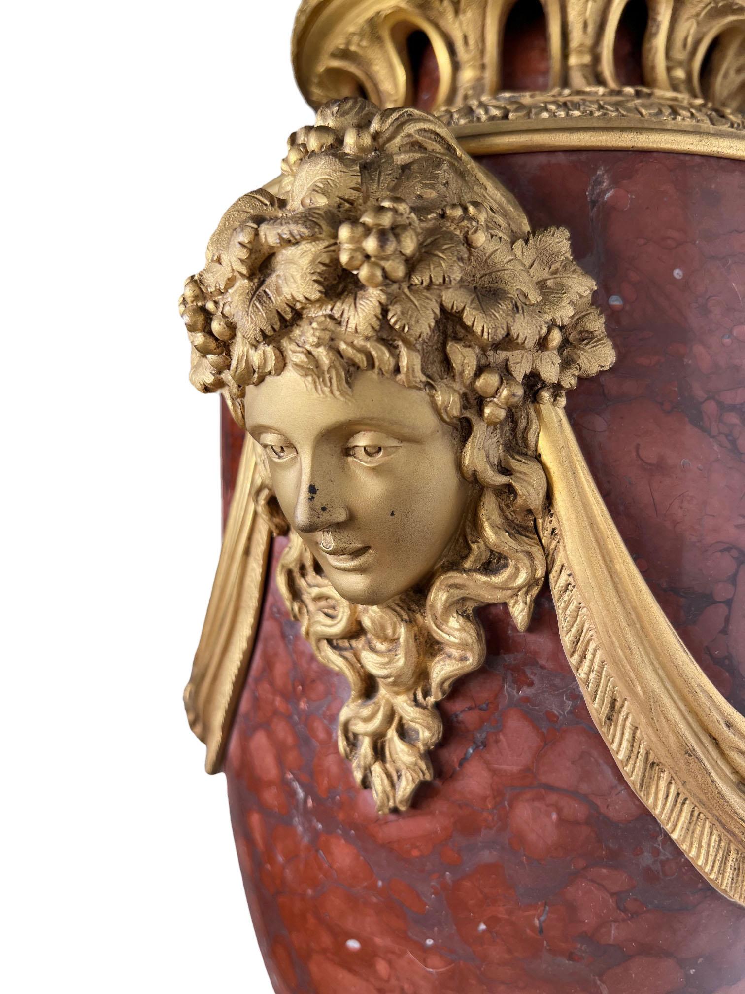 Louis XVI.-Marmorvasen als Lampen (Mittleres 19. Jahrhundert) im Angebot