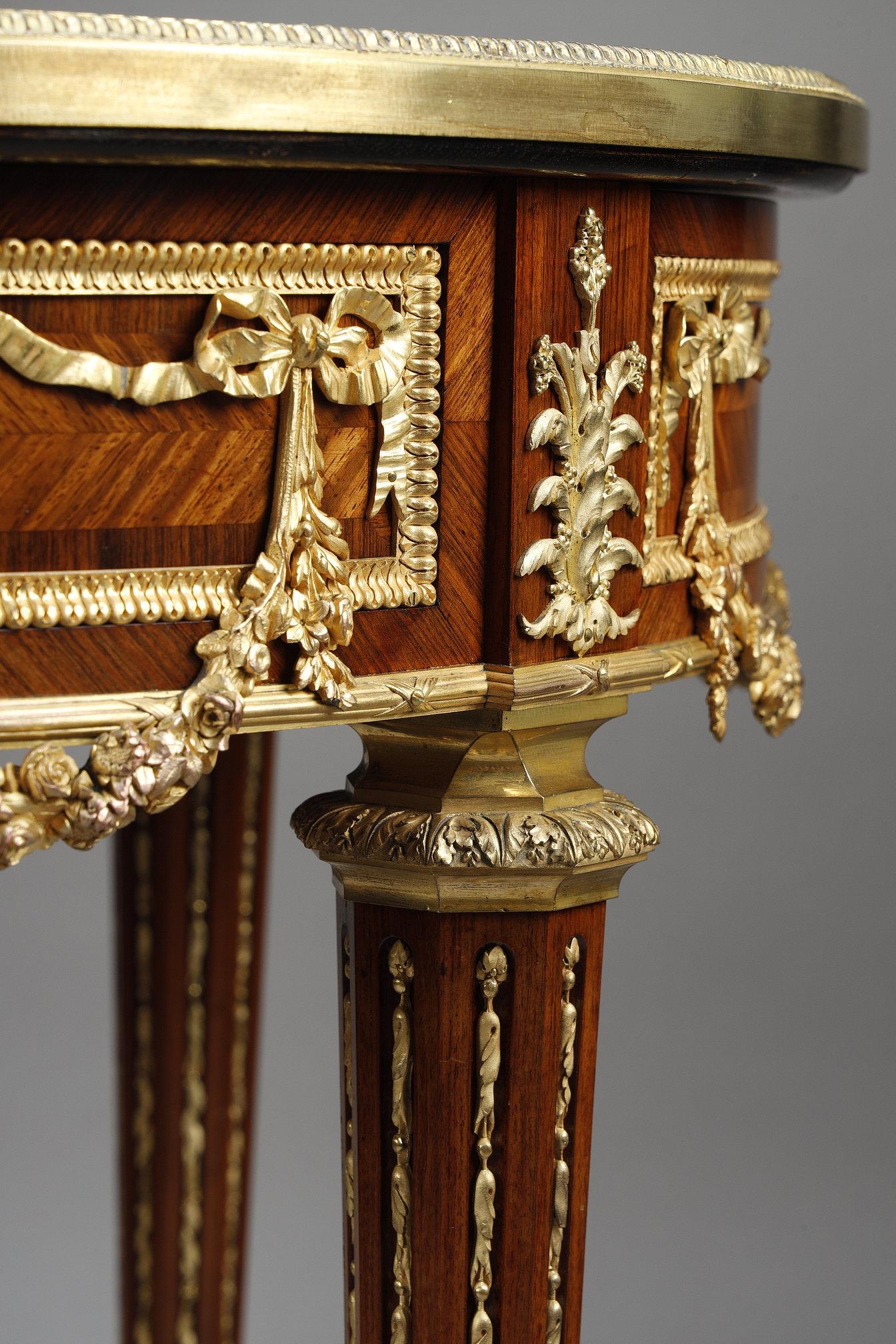 Louis XVI marquetry and gilt bronze pedestal table with marble top For Sale 3
