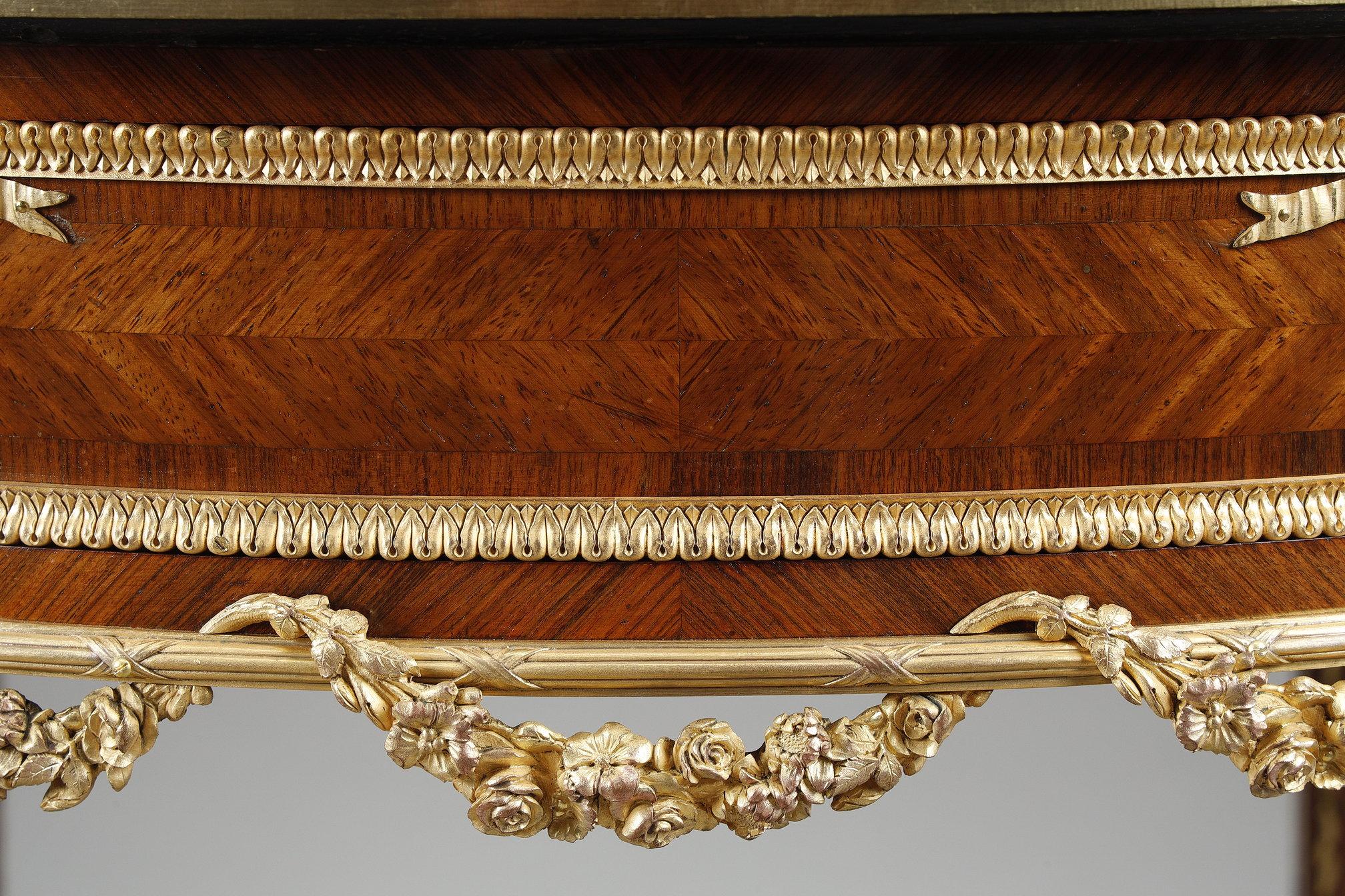 Louis XVI marquetry and gilt bronze pedestal table with marble top For Sale 7