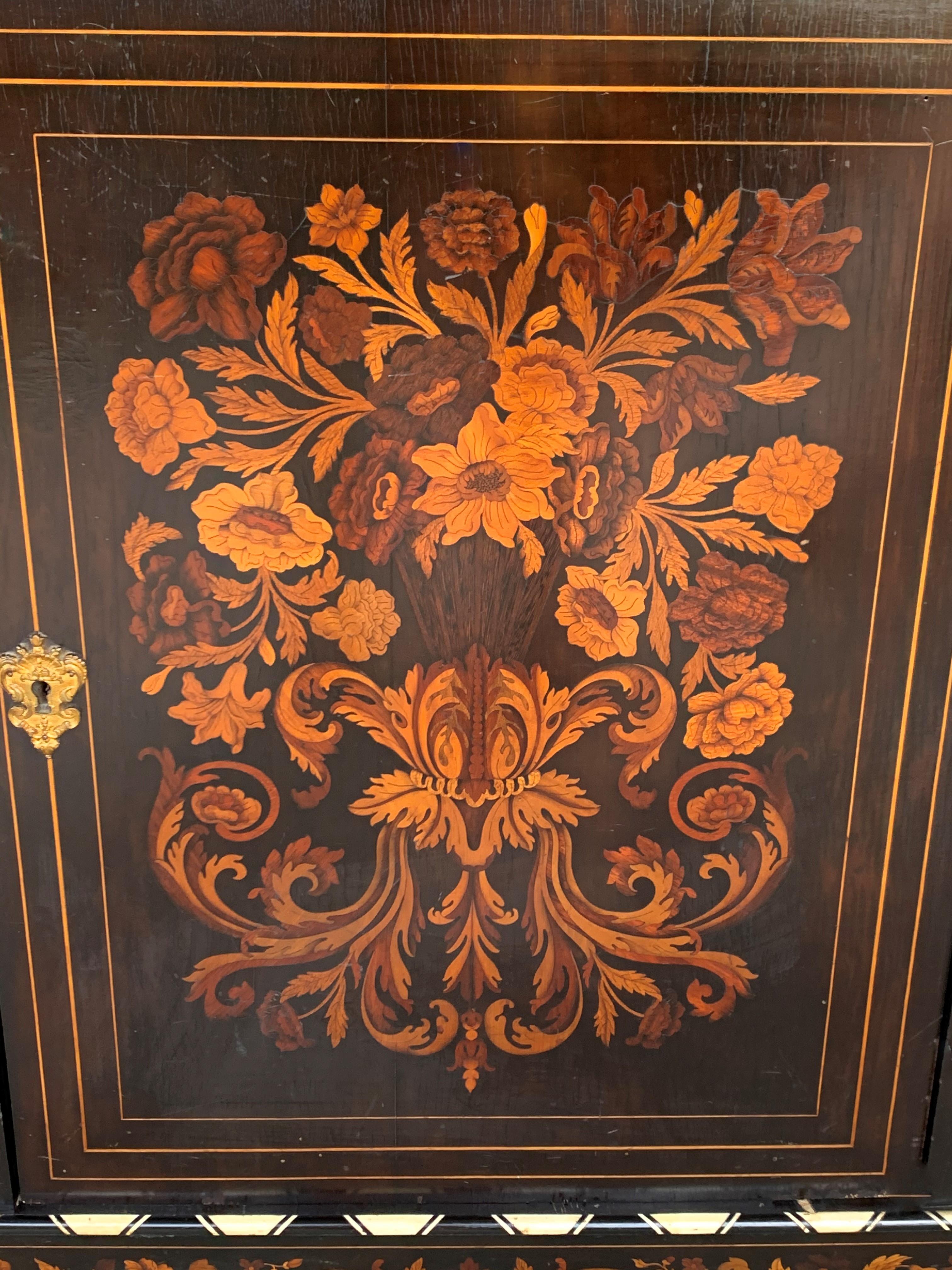 Louis XVI Marquetry and Inlays Cabinet in the Manner of Daniel Deloose 3