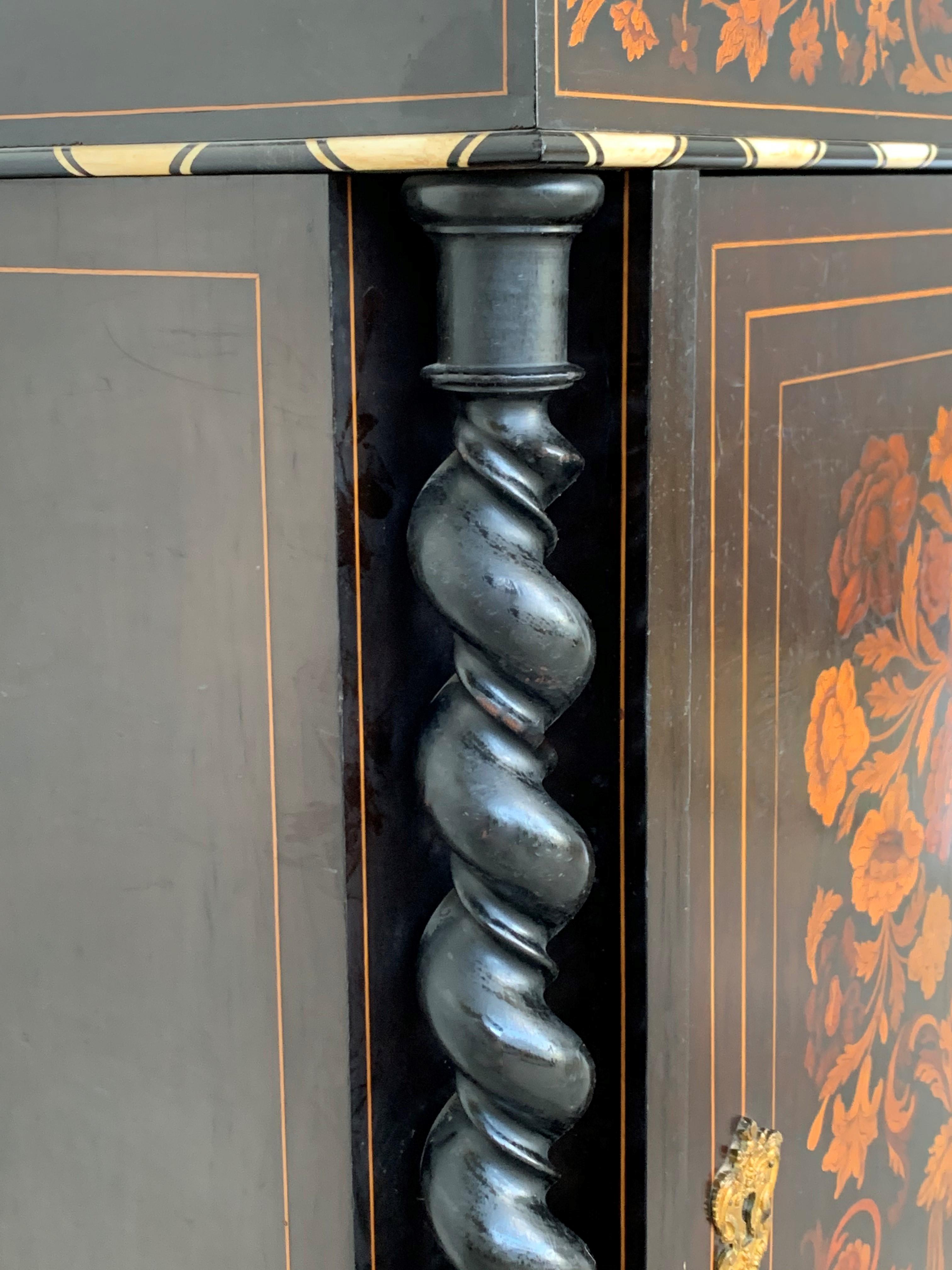 Louis XVI Marquetry and Inlays Cabinet in the Manner of Daniel Deloose 5