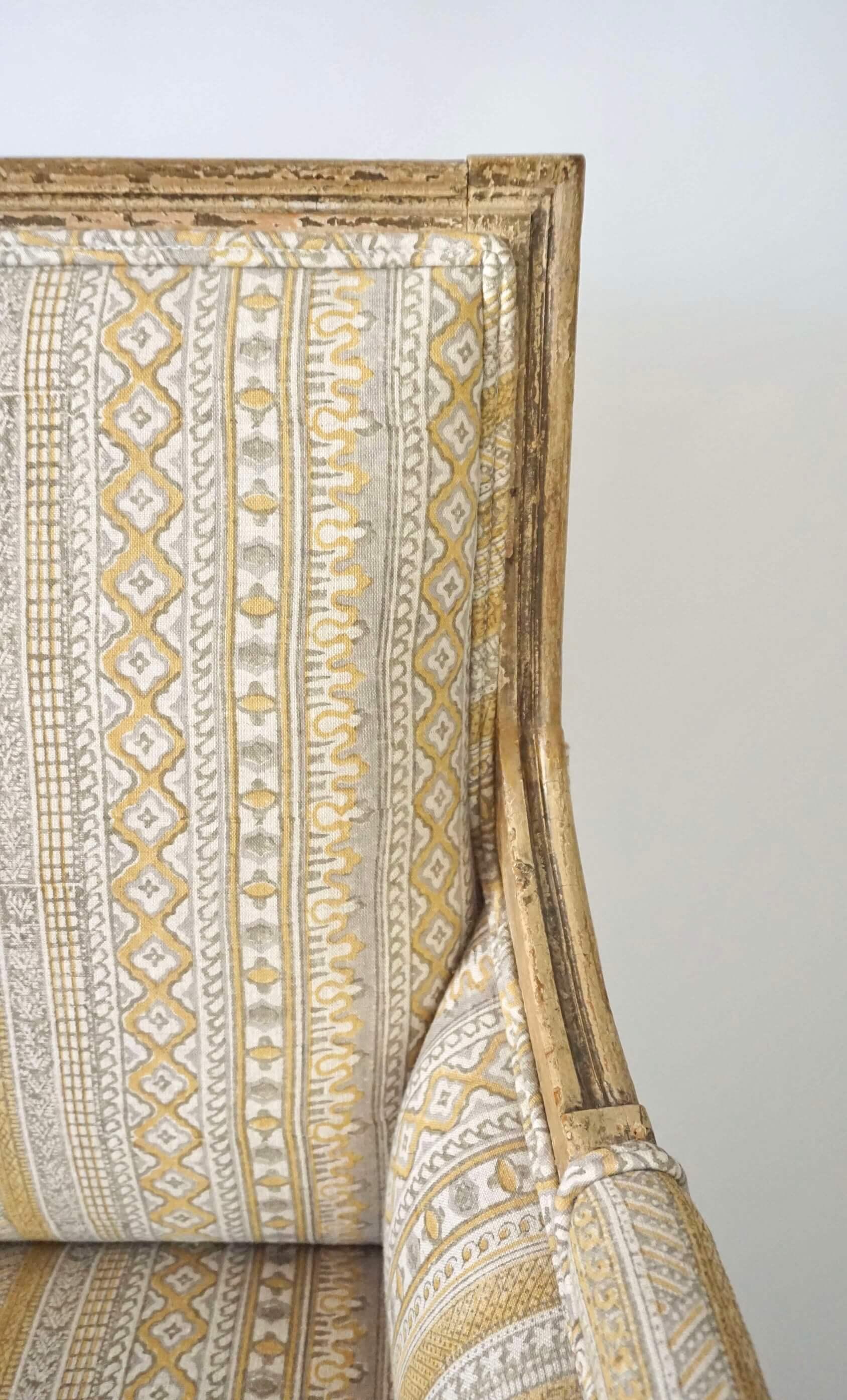 Louis XVI Marquise or Wide Bergère in Historic Paint, France, circa 1775 8
