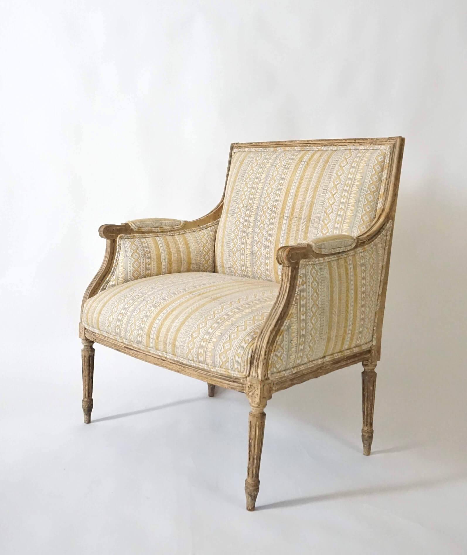 Upholstery Louis XVI Marquise or Wide Bergère in Historic Paint, France, circa 1775