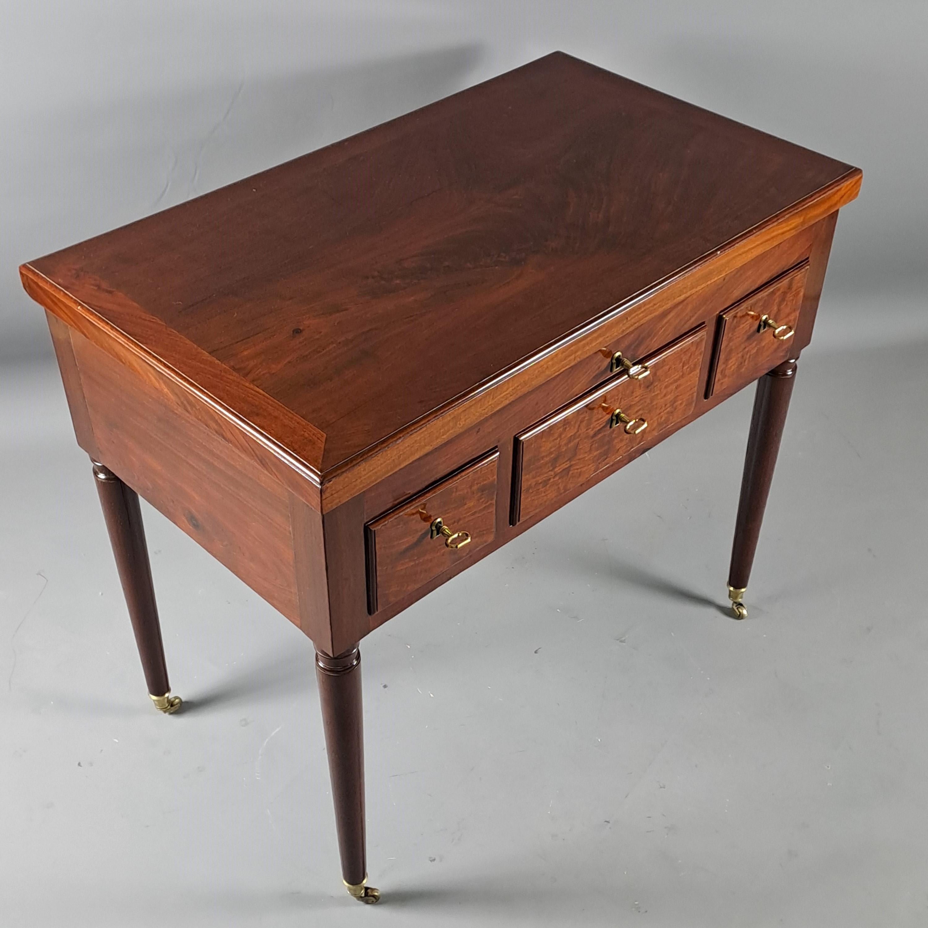 Louis XVI Men's Dressing Table In Cuban Mahogany Stamped Jean-frederic Ratié In For Sale 1
