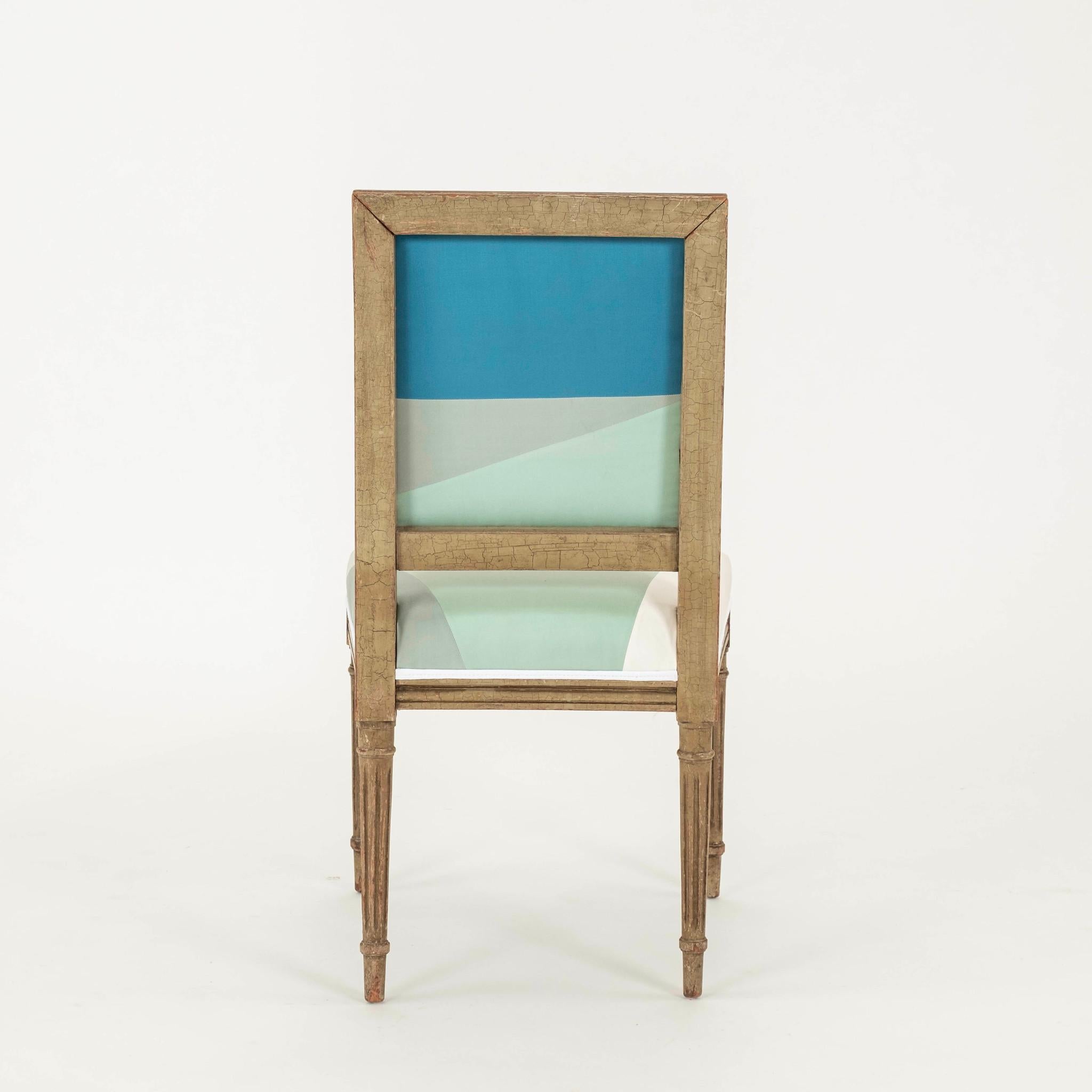 Louis XVI.  Miles Redd Cubist Silk Side Chair (Gemalt) im Angebot