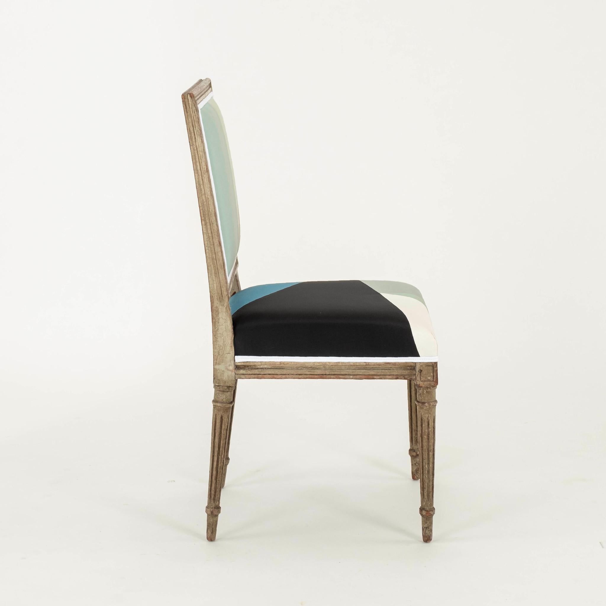 Louis XVI.  Miles Redd Cubist Silk Side Chair im Zustand „Gut“ in Houston, TX