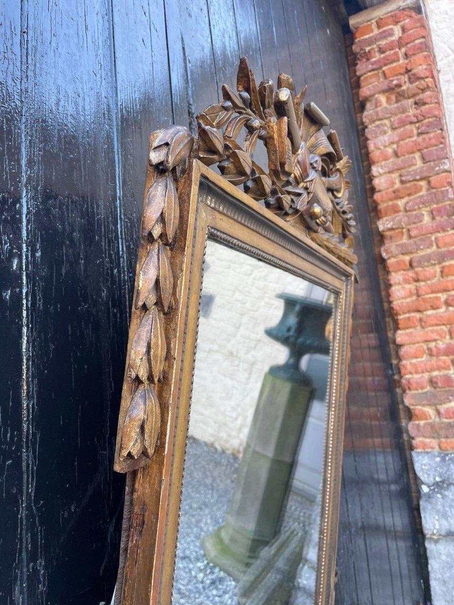 18th Century and Earlier Louis XVI Mirror In Carved And Gilded Wood 18th Century For Sale