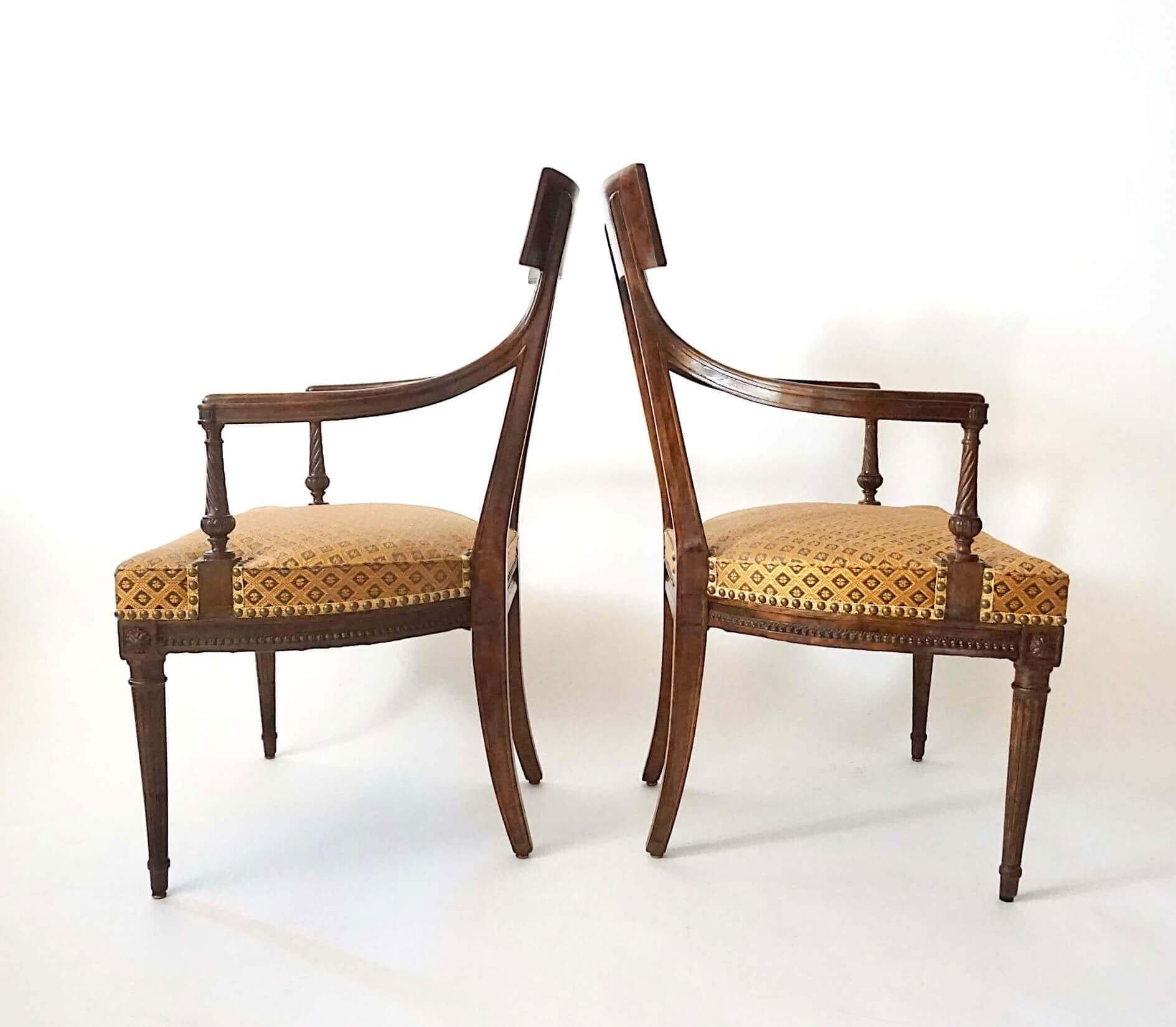 Hand-Carved Louis XVI Neoclassical Fauteuils Attributed to Georges Jacob, Pair, circa 1785 For Sale