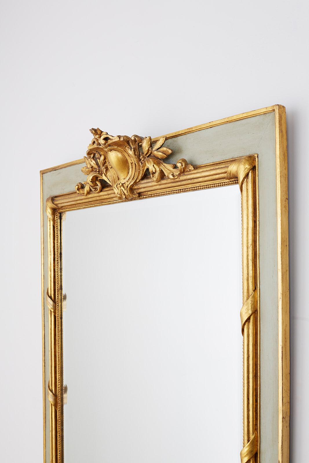 Louis XVI Neoclassical Style Giltwood Trumeau or Pier Glass In Good Condition In Rio Vista, CA
