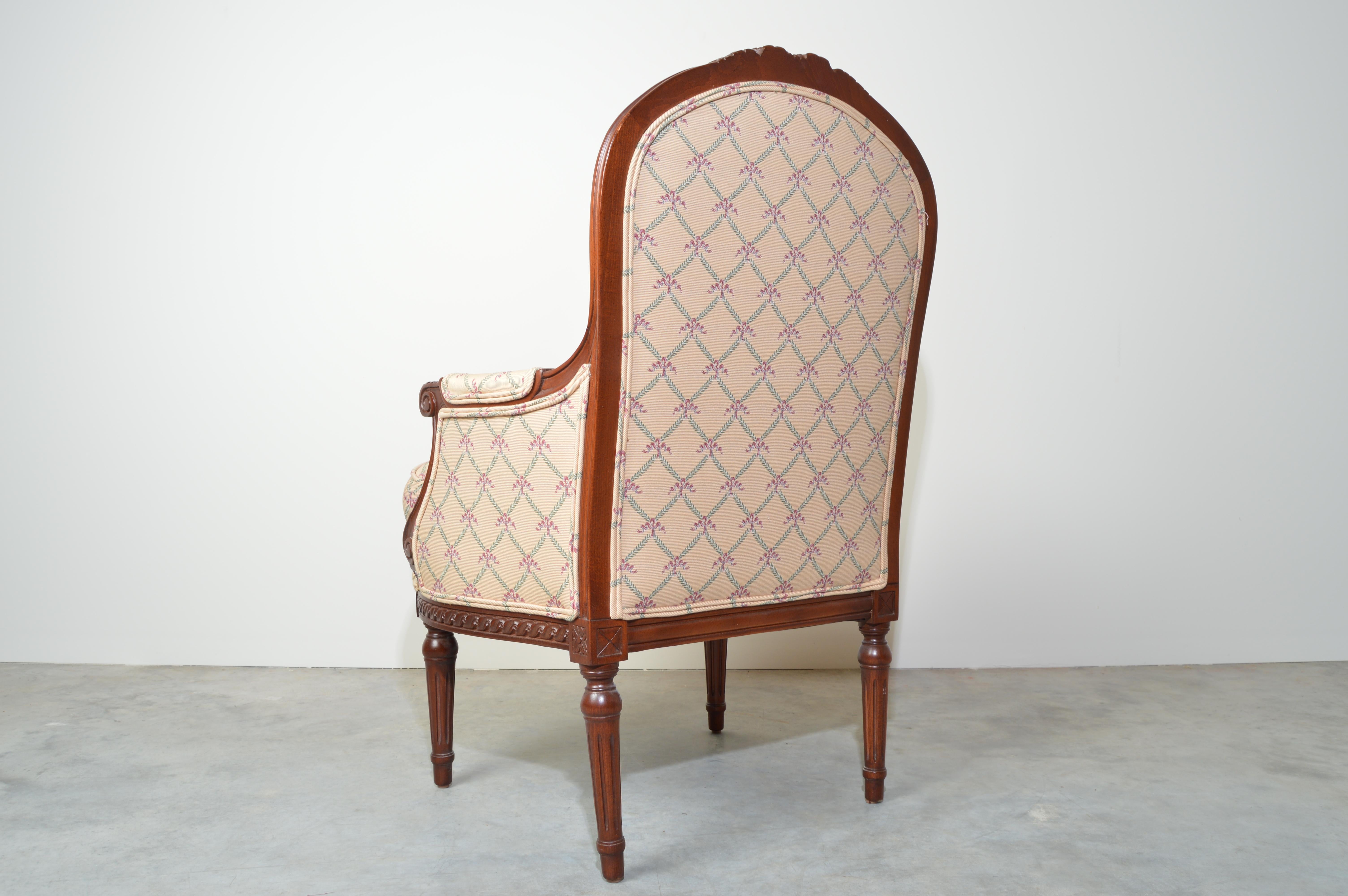Louis XVI Occasional Easy Chair by Hickory Heirloom In Good Condition In Southampton, NJ