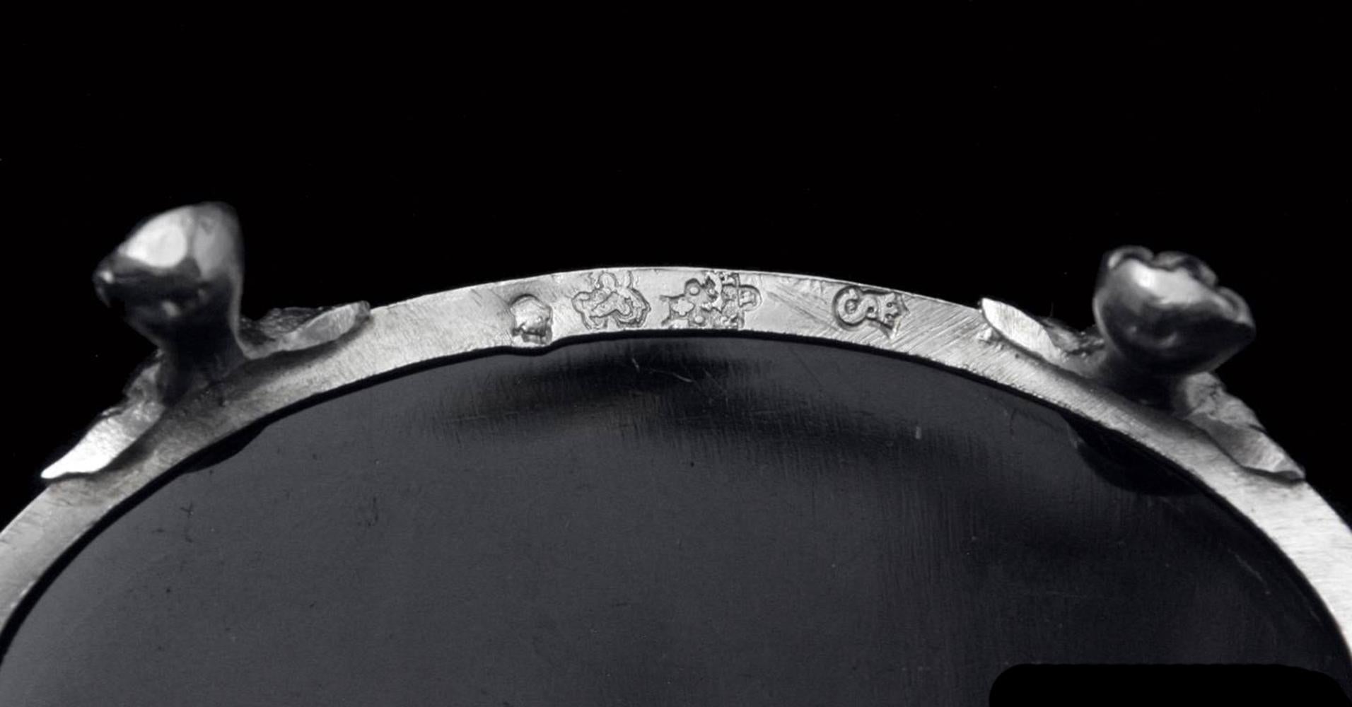 Louis XVI - Original Français du 18ème siècle en Argent Sterling Salières et Moutardes en vente 6