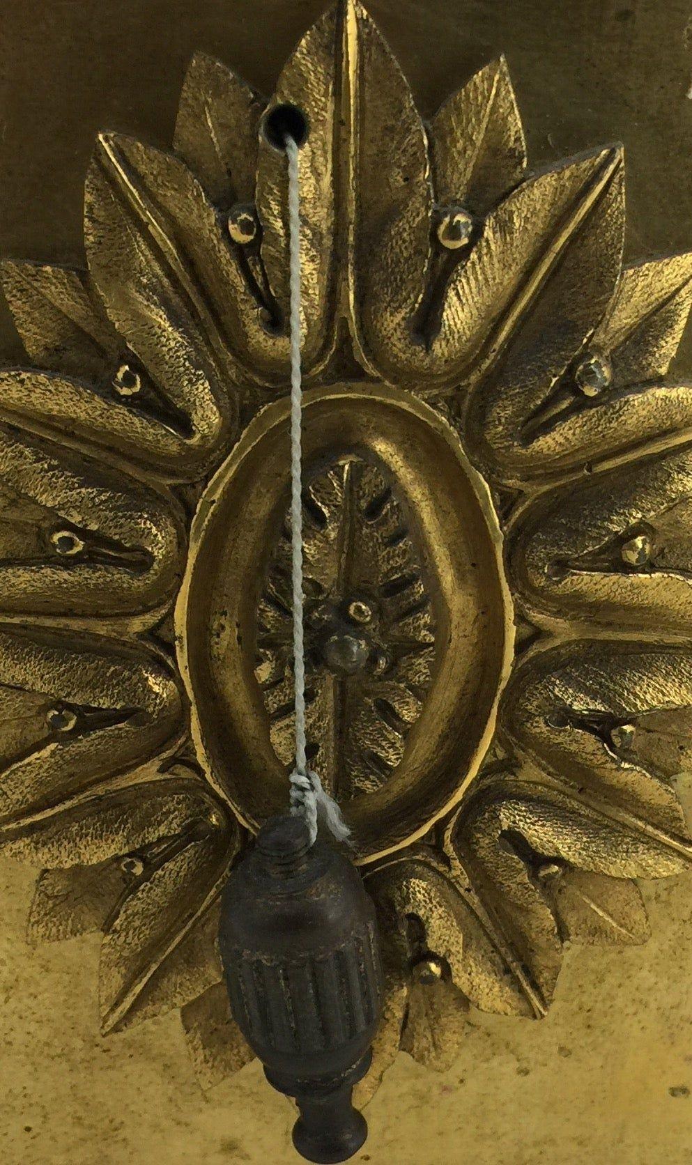 Pendule d'Officier Louis XVI en bronze doré, fin du XVIIIe siècle en vente 1
