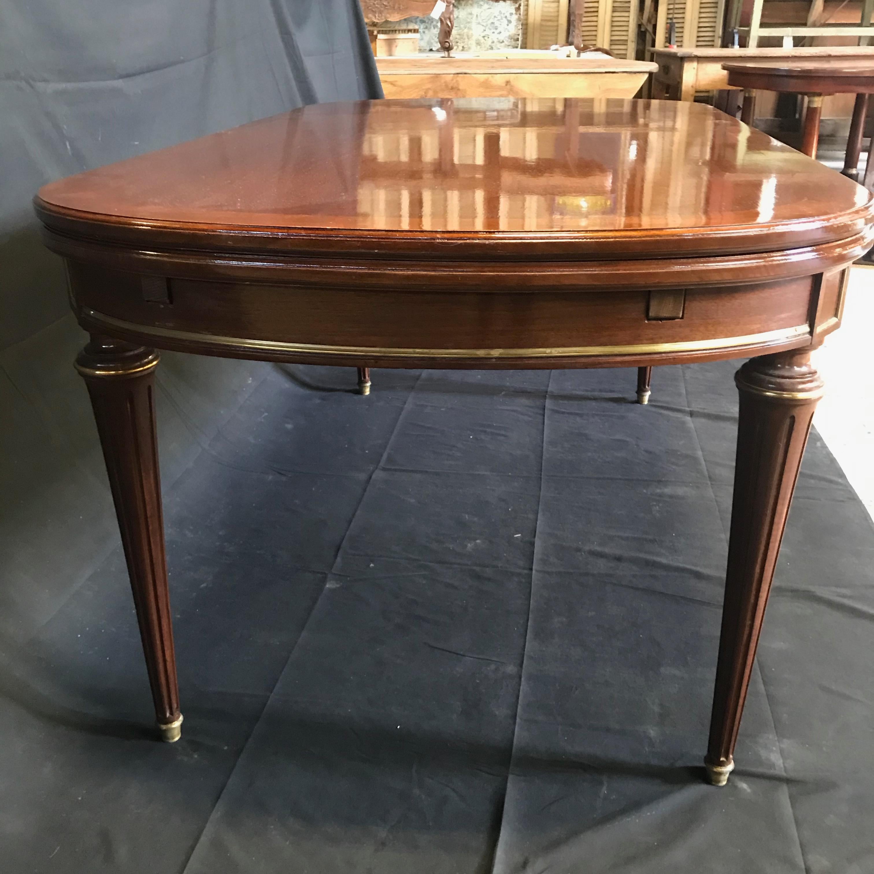 Louis XVI Oval Inlaid Fruitwood Dining Table with Two Leaves 1