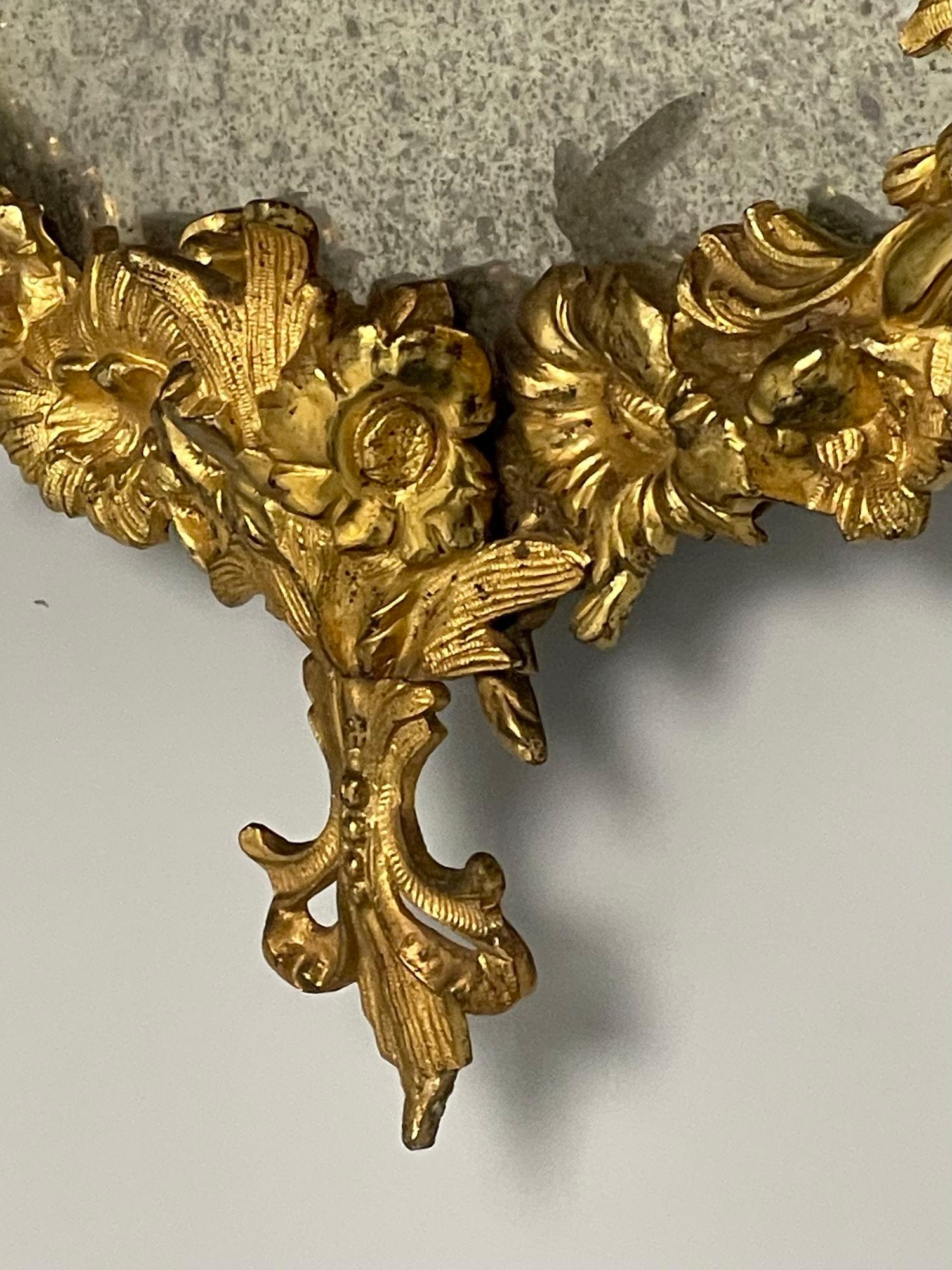 Louis XVI, miroirs muraux ovales, motifs floraux, bronze, bois sculpté, France, C.I.C. en vente 2