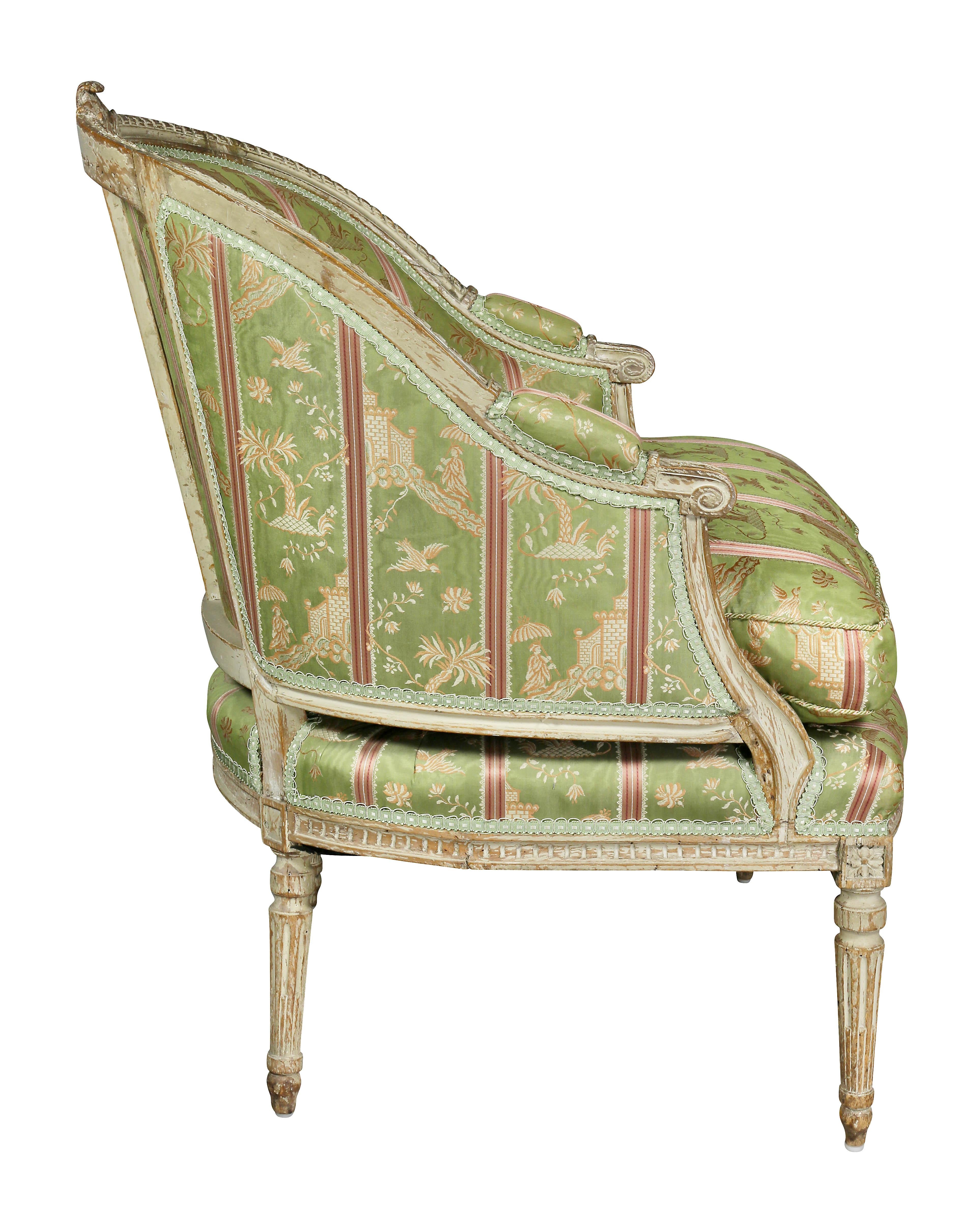 Louis XVI Painted Bergere For Sale 1