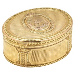 Antikes französisches ovales, mehrfarbiges, ovales 18-karätiges Gold aus der Louis-XVI-Periode des 18. Jahrhunderts
