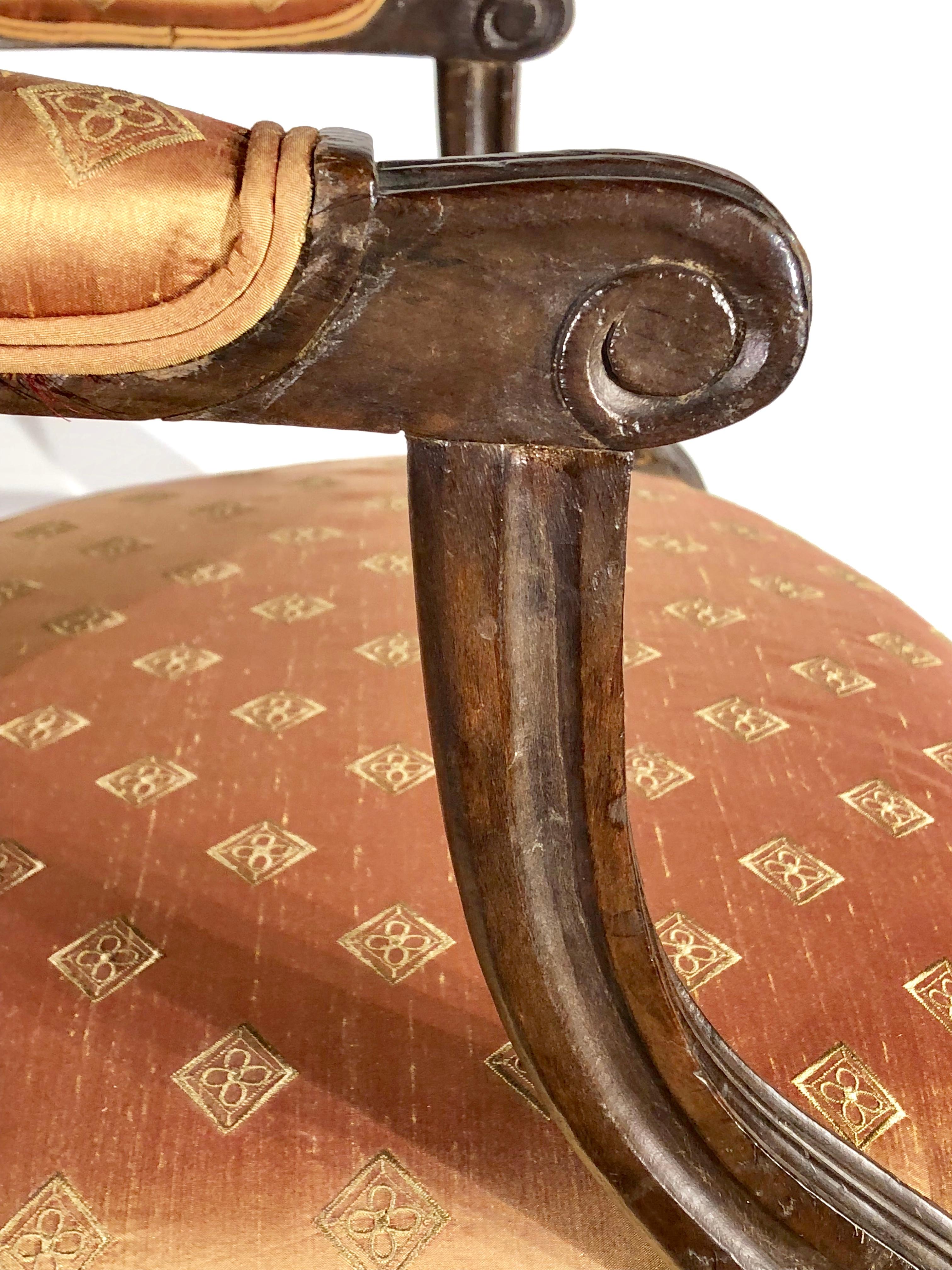 Sessel aus der Louis-XVI-Periode, um 1790 (Buchenholz) im Angebot