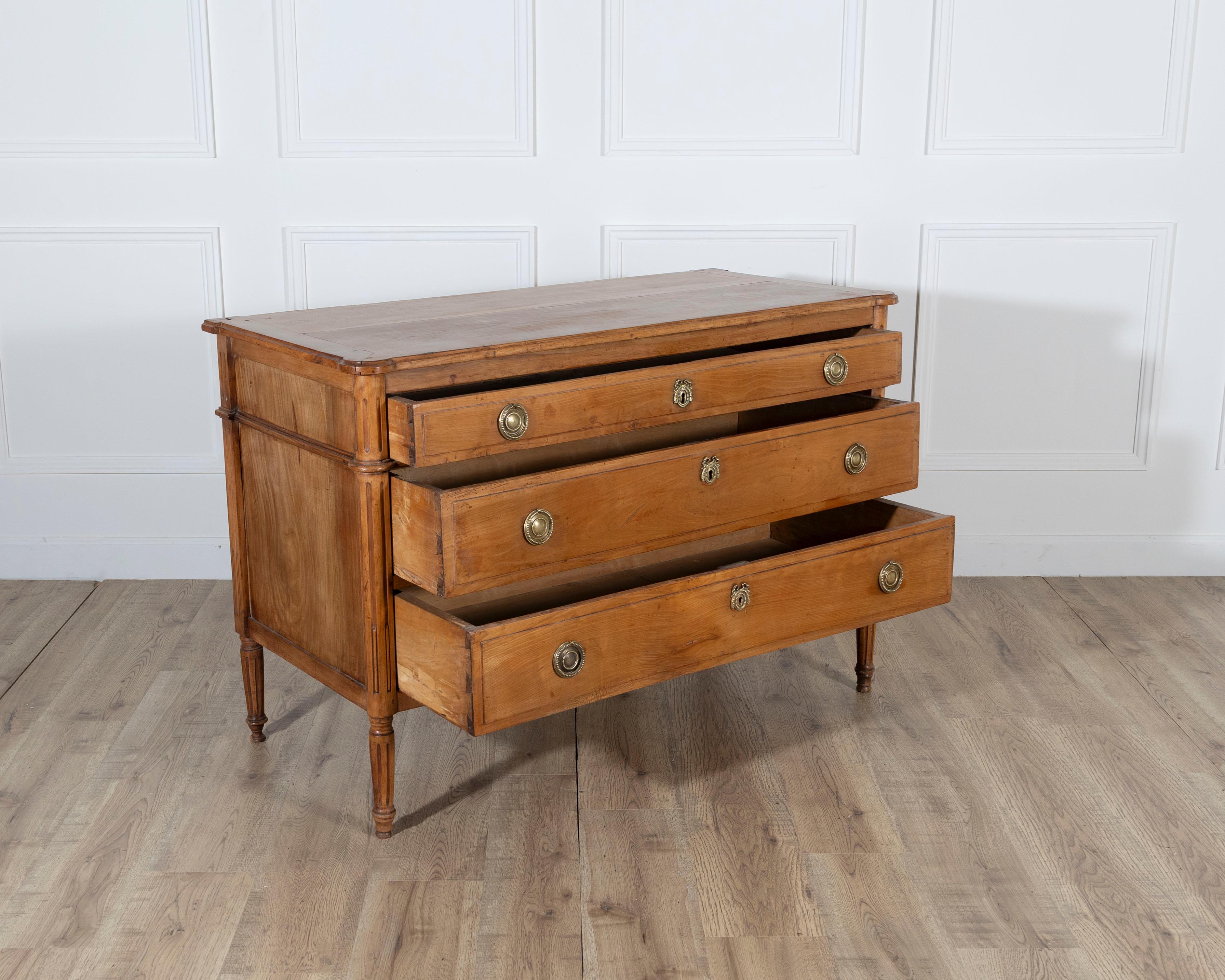 Louis XVI Period Chest Of Drawers In Cherry Wood In Good Condition For Sale In Atlanta, GA