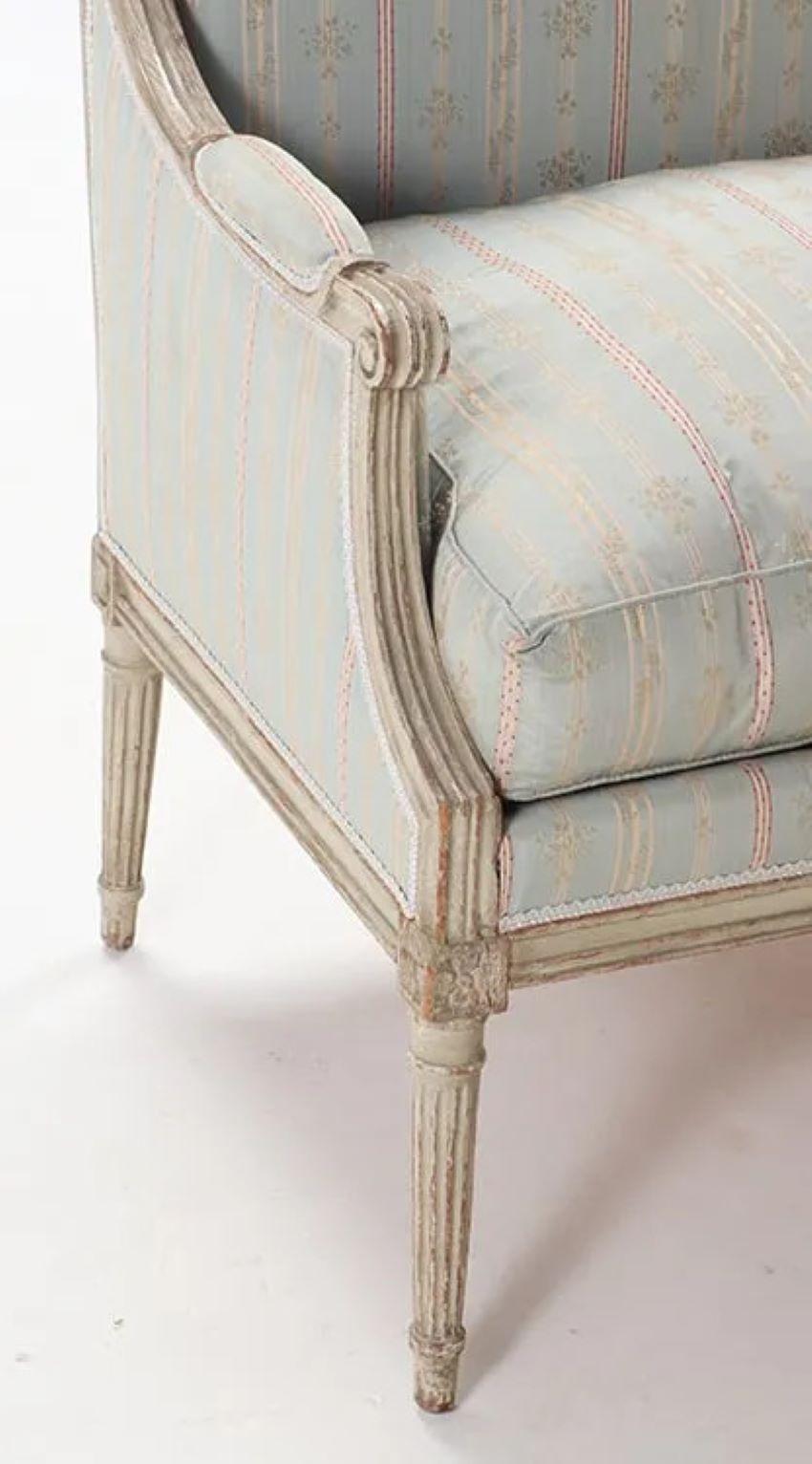 Hand-Carved Louis XVI Period Marquise Bergere, Circa 1780 For Sale