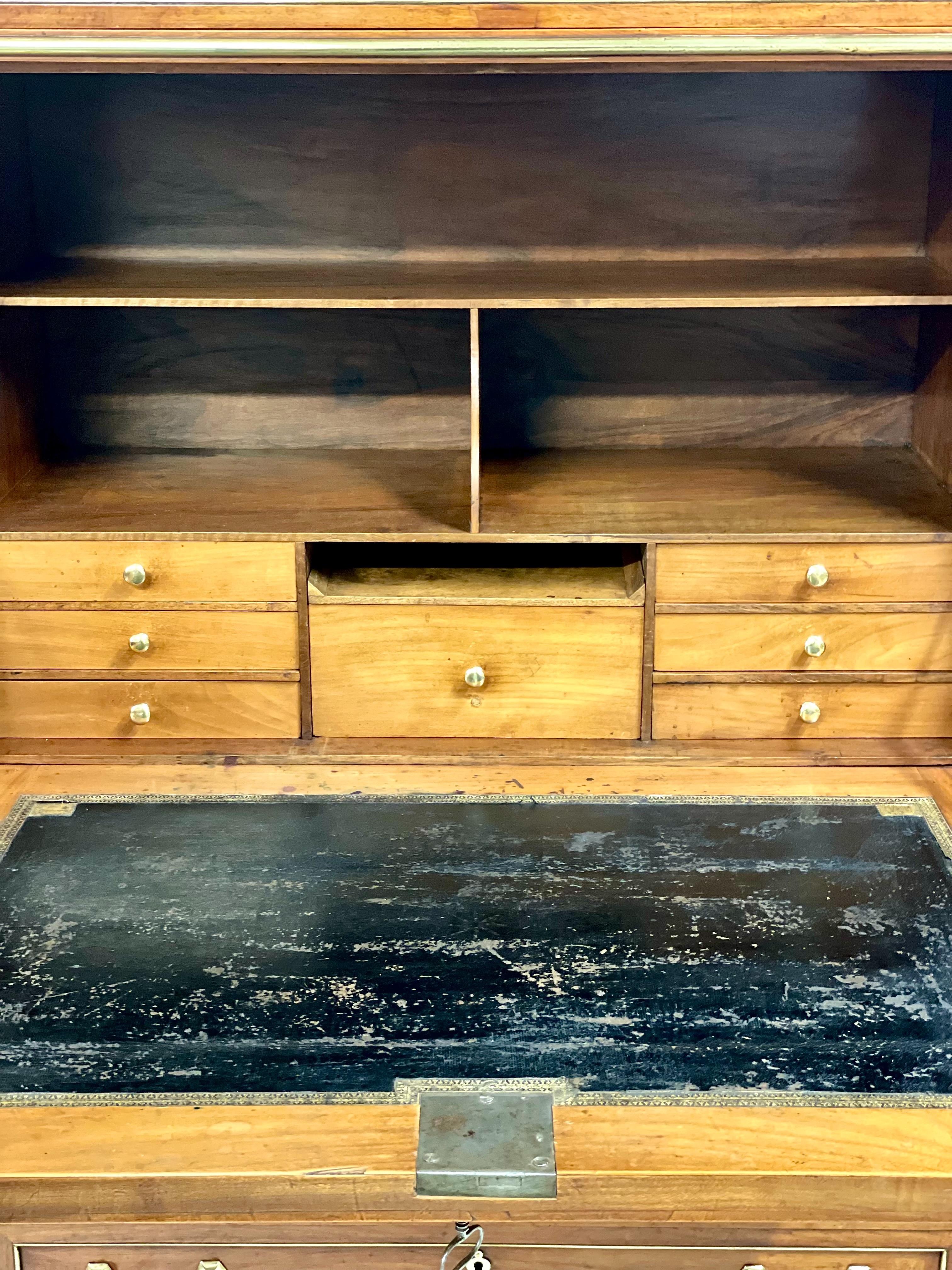 Louis XVI Period Secrétaire 18th Century For Sale 2