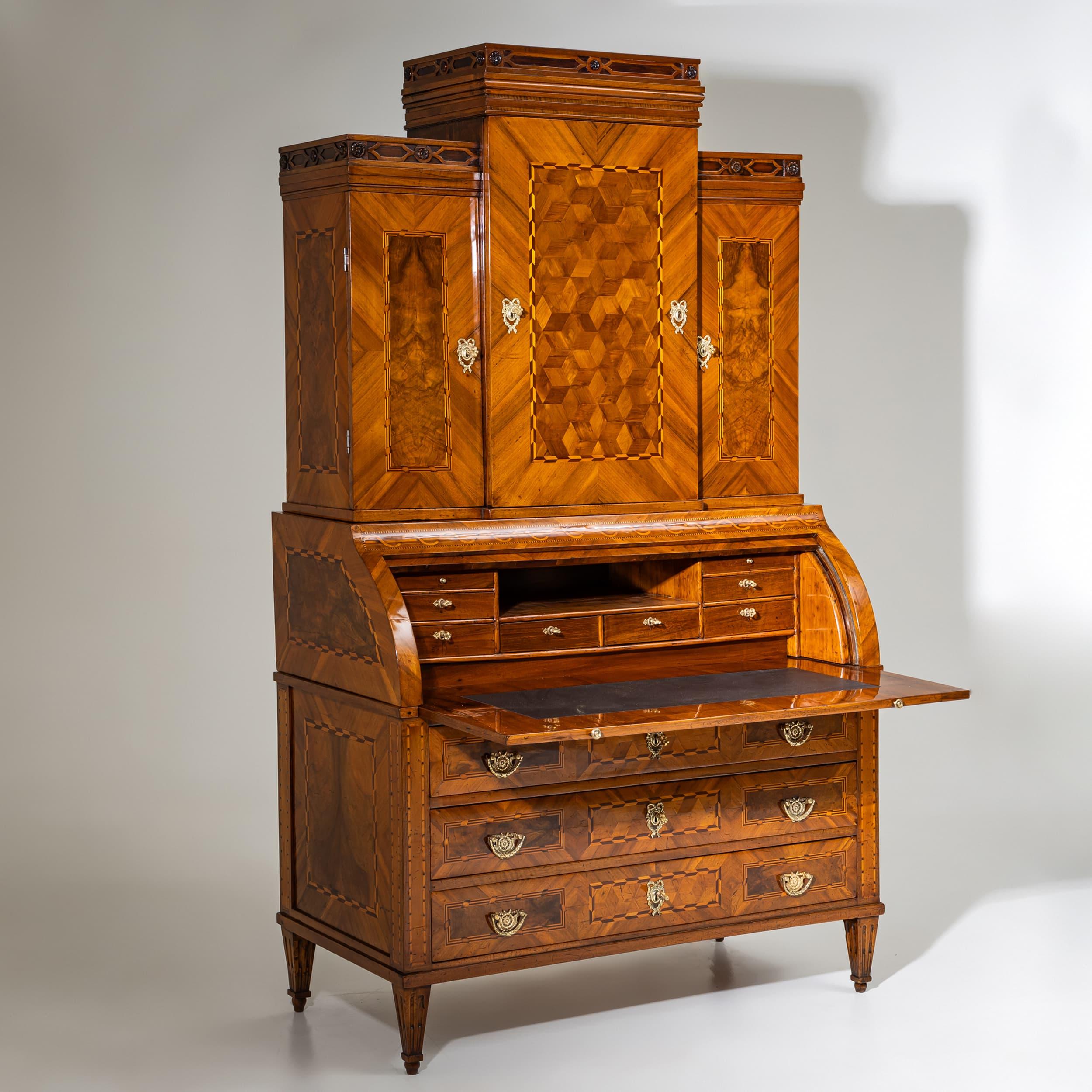 Veneer Late 18th Century Neoclassical Rolltop Bureau, Germany For Sale