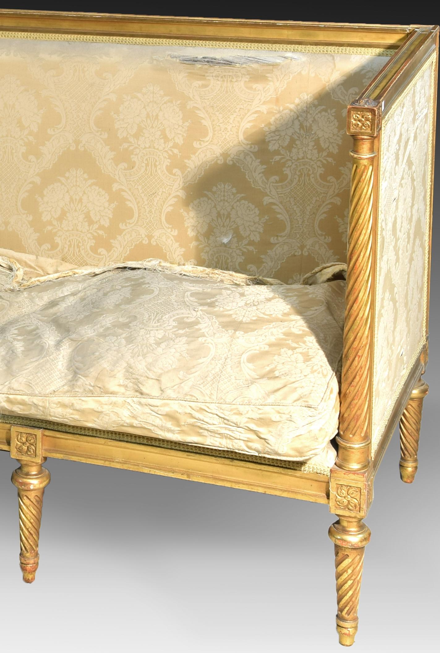 Européen Settee ou canapé Louis XVI, bois doré, 19ème siècle en vente