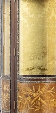 Vitrine « Louis XVI »