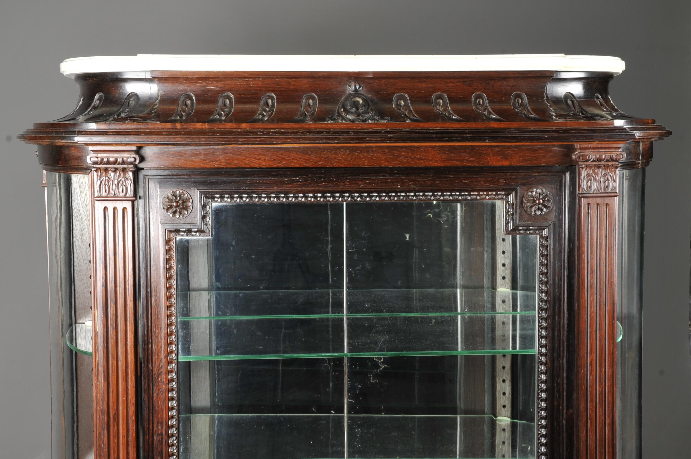 Louis XVI Showcase in Carved Rosewood For Sale 2