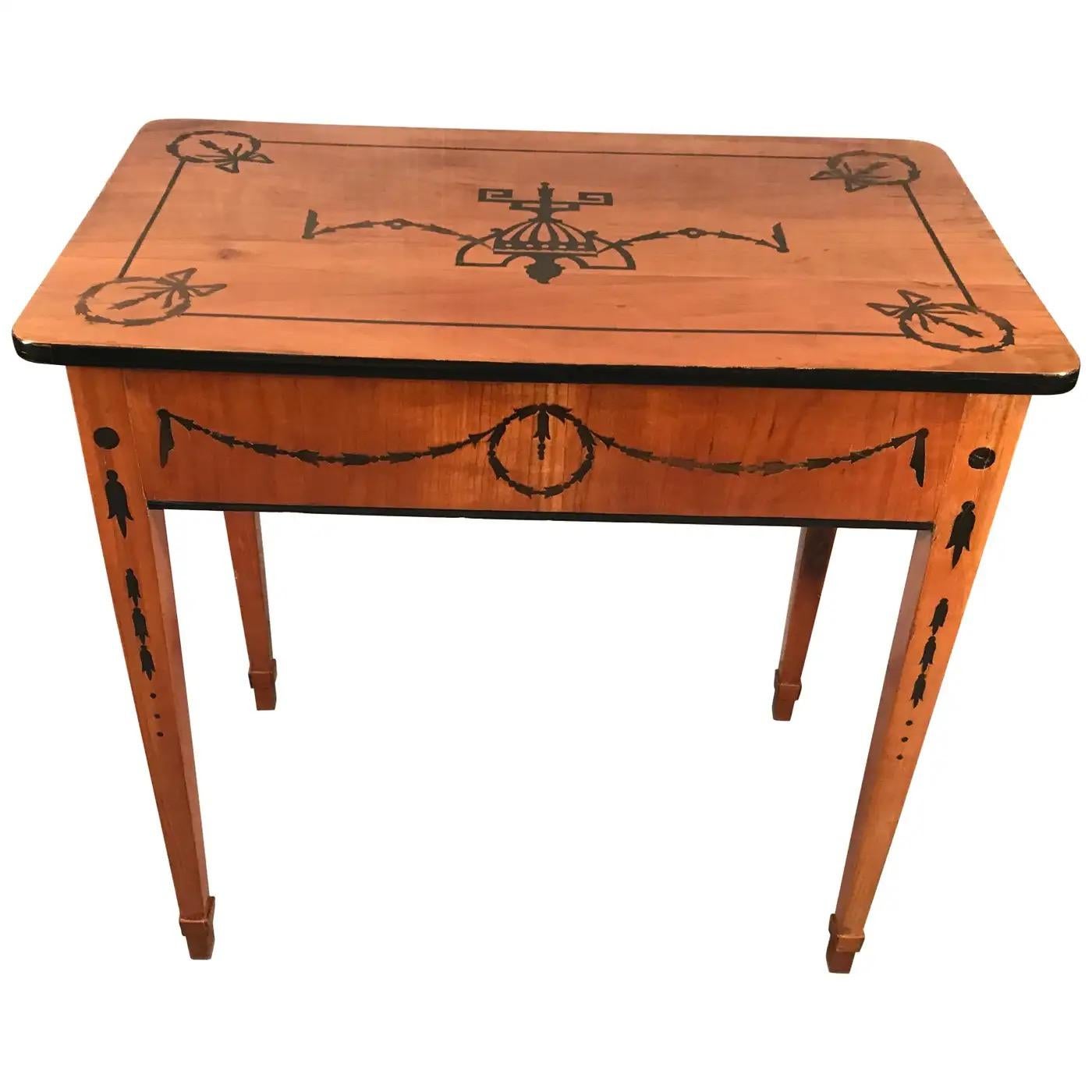 Table ou bureau Louis XVI, Allemagne, 1780, placage en cerisier avec incrustations en vente