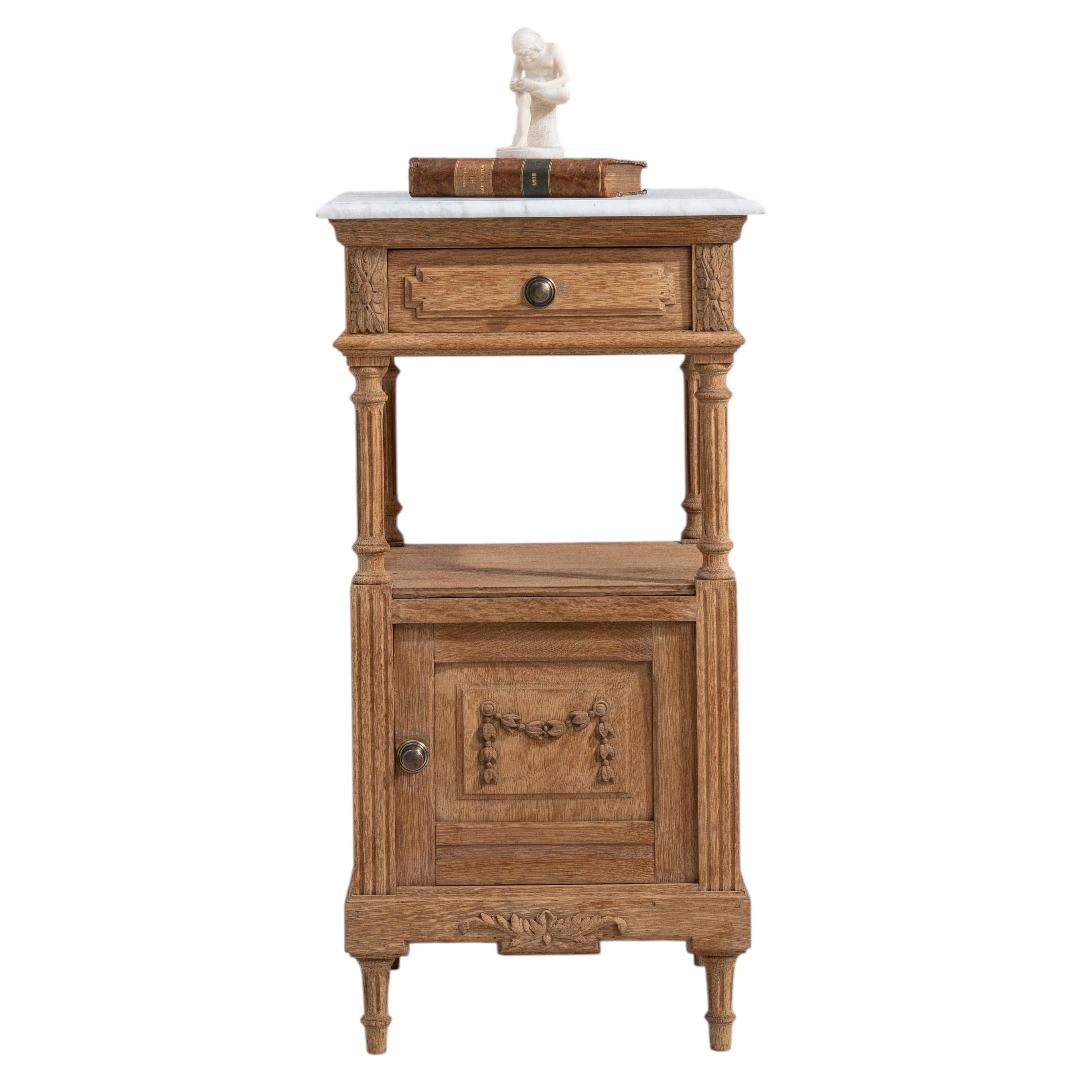 Table d'appoint Louis XVI avec plateau en marbre, France, Circa 1900