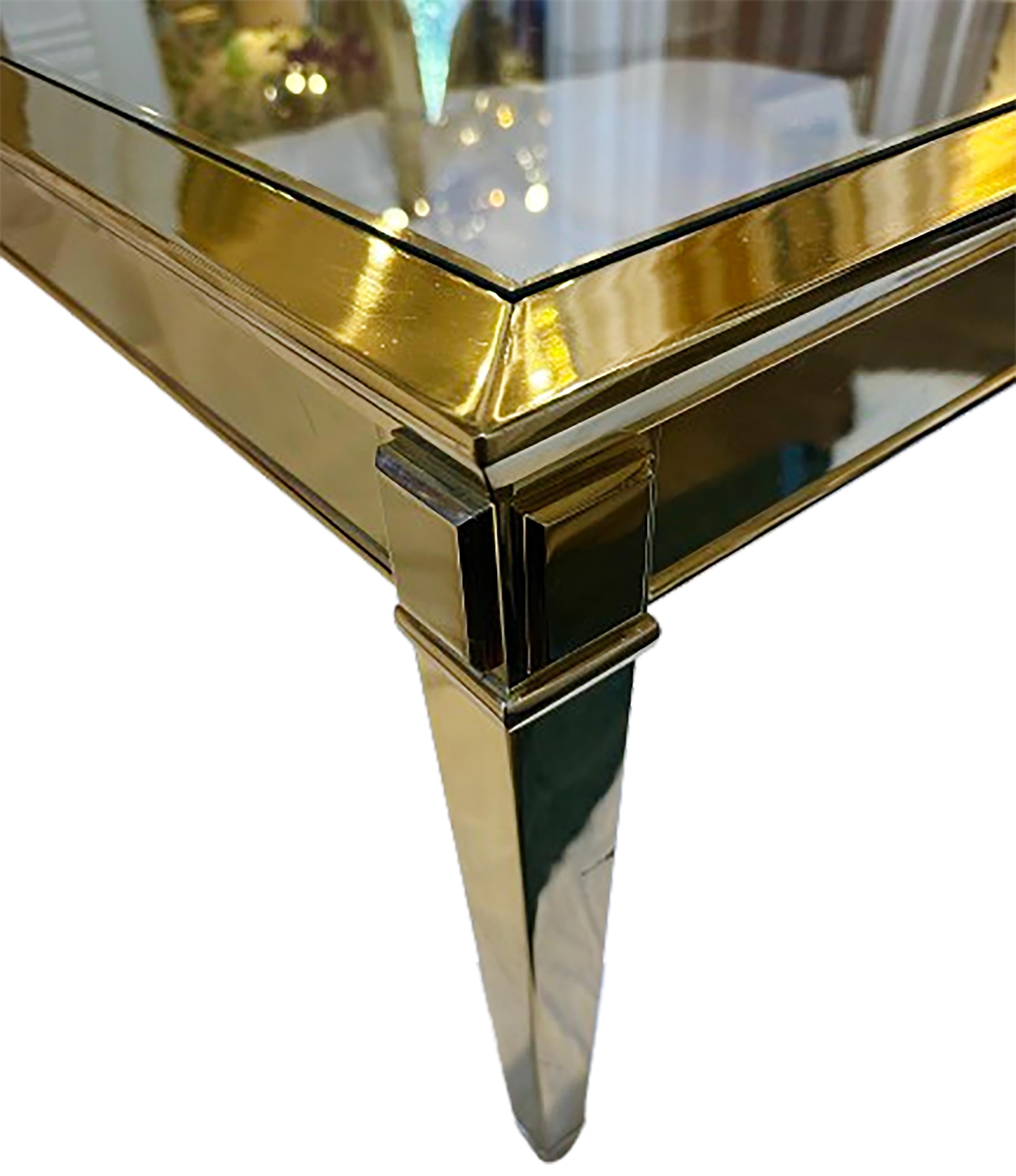 Laiton Table basse en laiton de style Louis XVI des années 1970 en vente