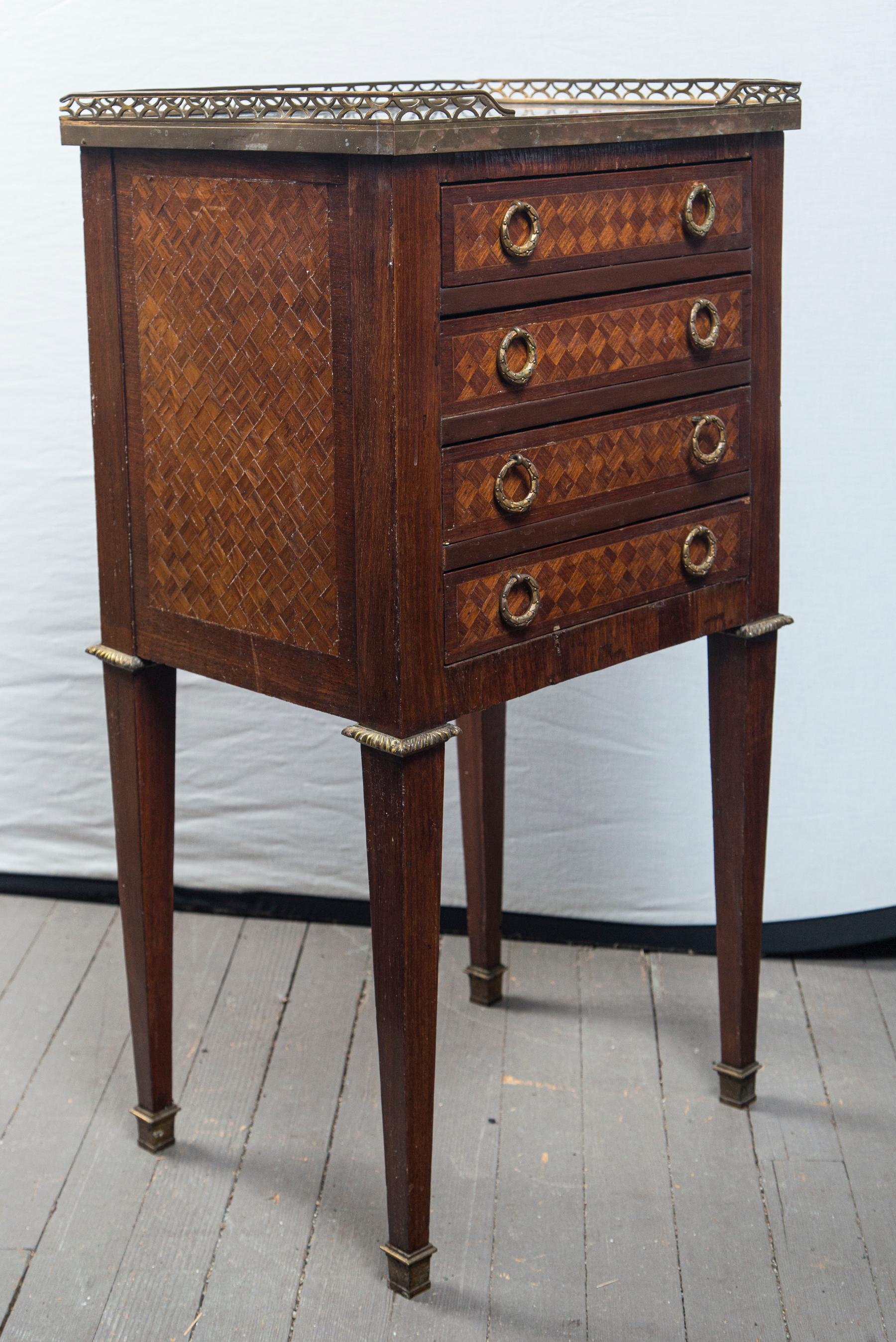 Parquetry Louis XVI Style 4-Drawer, Marble Topped End Table For Sale