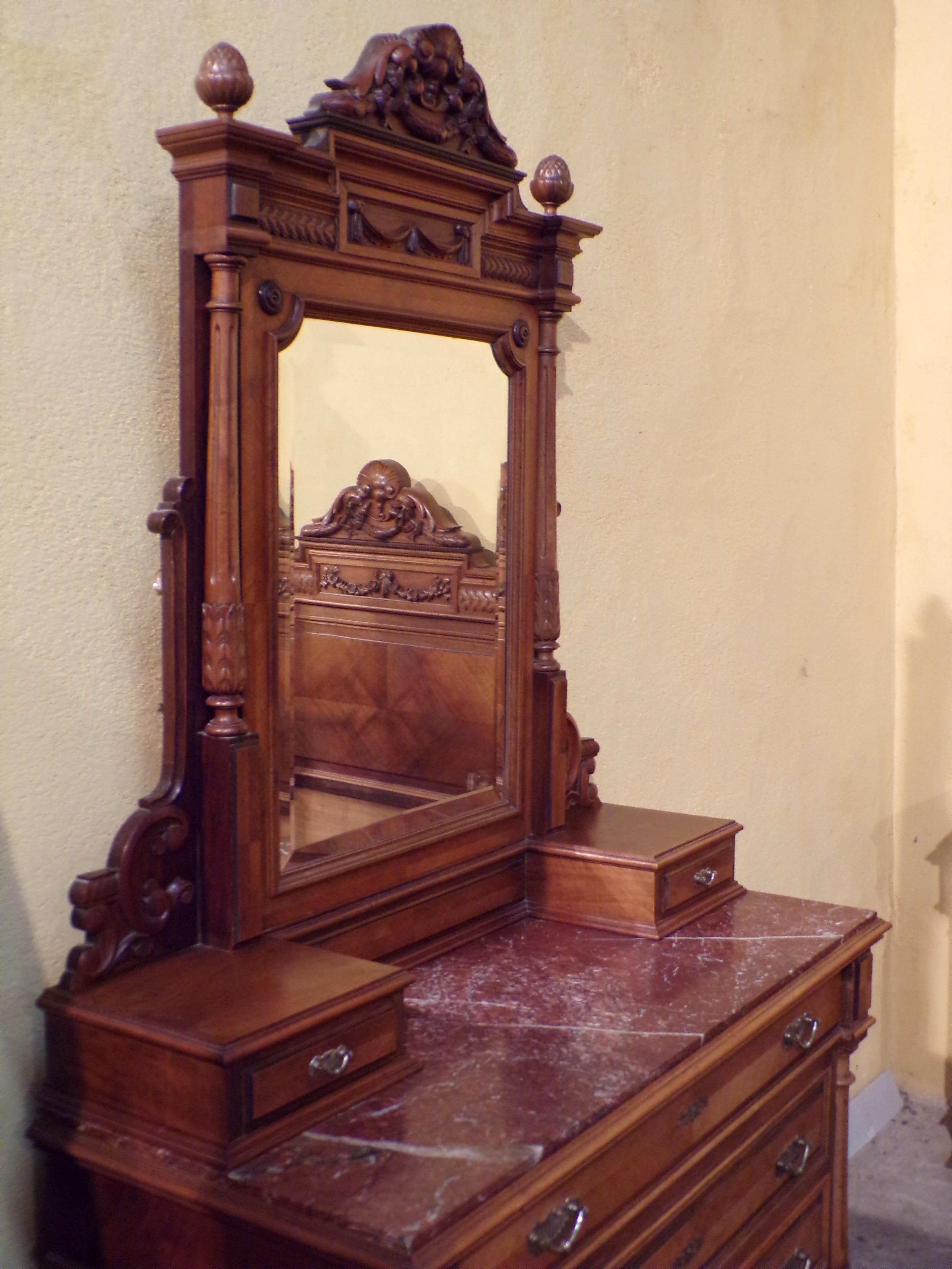 Mobilier de chambre à coucher de style Louis XVI de 4 pièces, vers 1900 5